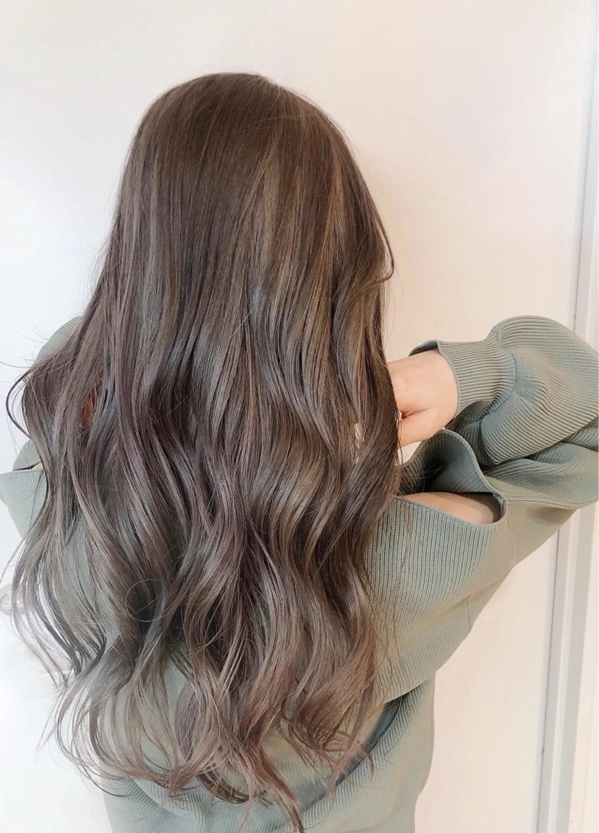 ロング 🍀ブリーチ/艶カラ ー🍀 コイケのヘアスタイル