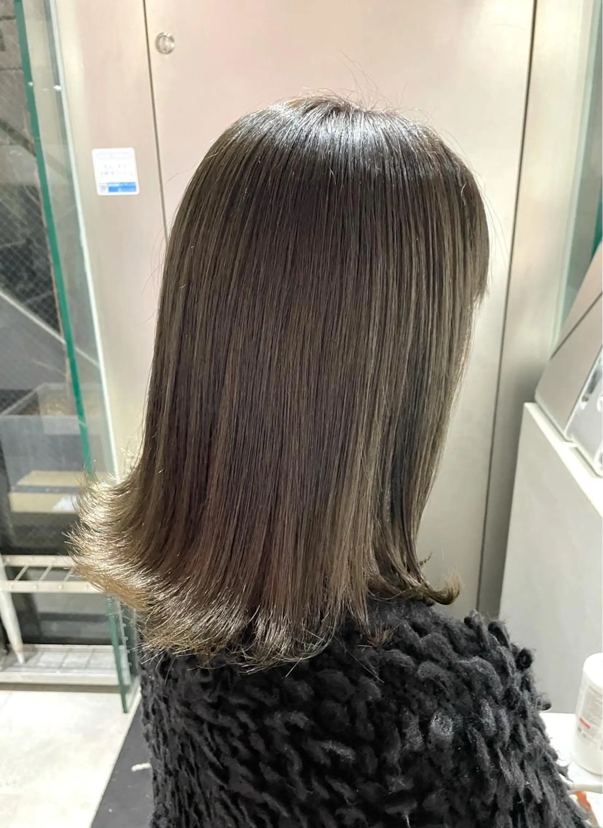 ミディアム オノ テンタのヘアスタイル