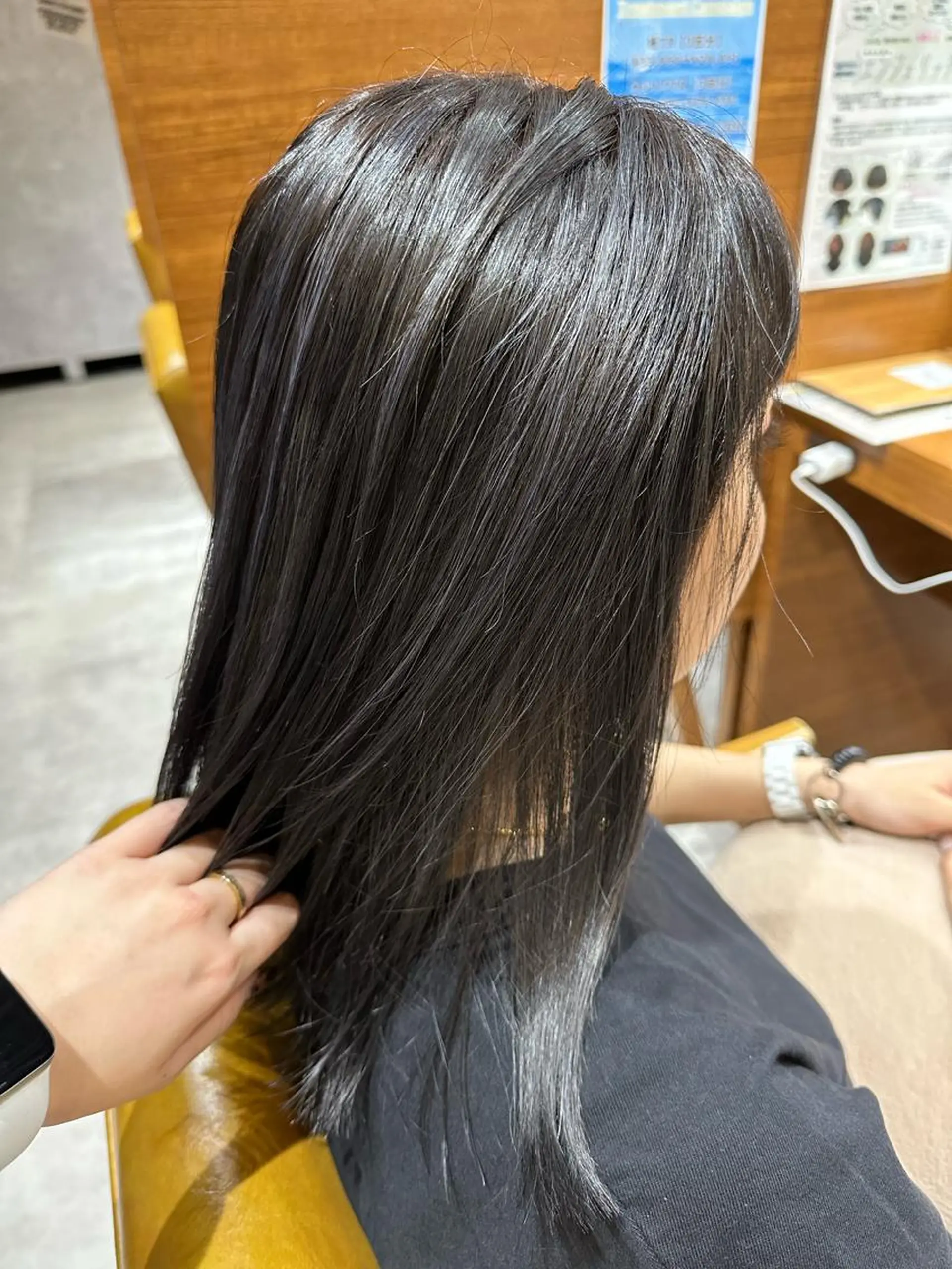 ロング カラー ハイライトカラー シルバー ハイライト 🫧アレンジ･韓国 パーマmaica🫧のヘアスタイル