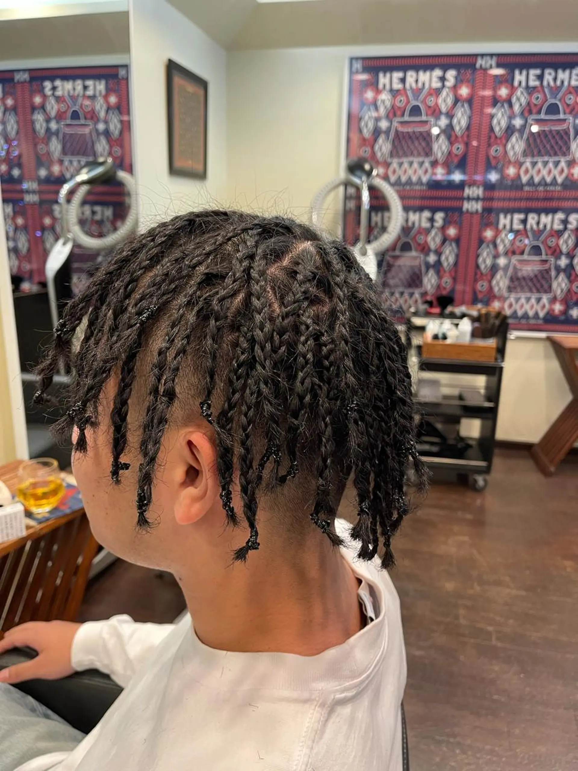 ショート パーマ ヘアアレンジ メンズ peakshair所属・北堀江メンズパーマ 特化◎下村悠人のヘアスタイル