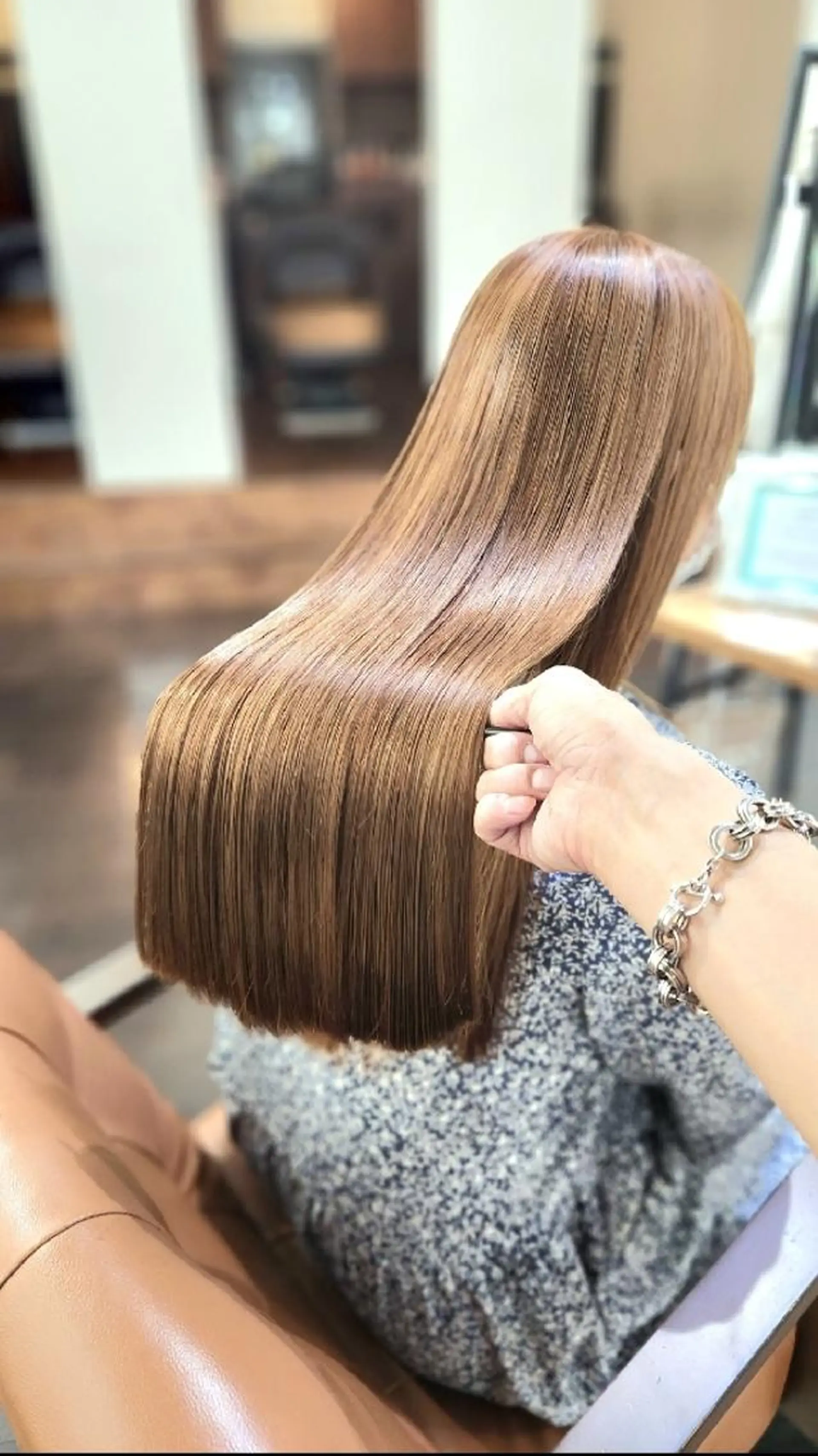 ロング 髪質改善 ロング 縮毛矯正 トリートメント 酸熱トリートメント ヘアカラー トリートメント ヒロセ シュウジのヘアスタイル