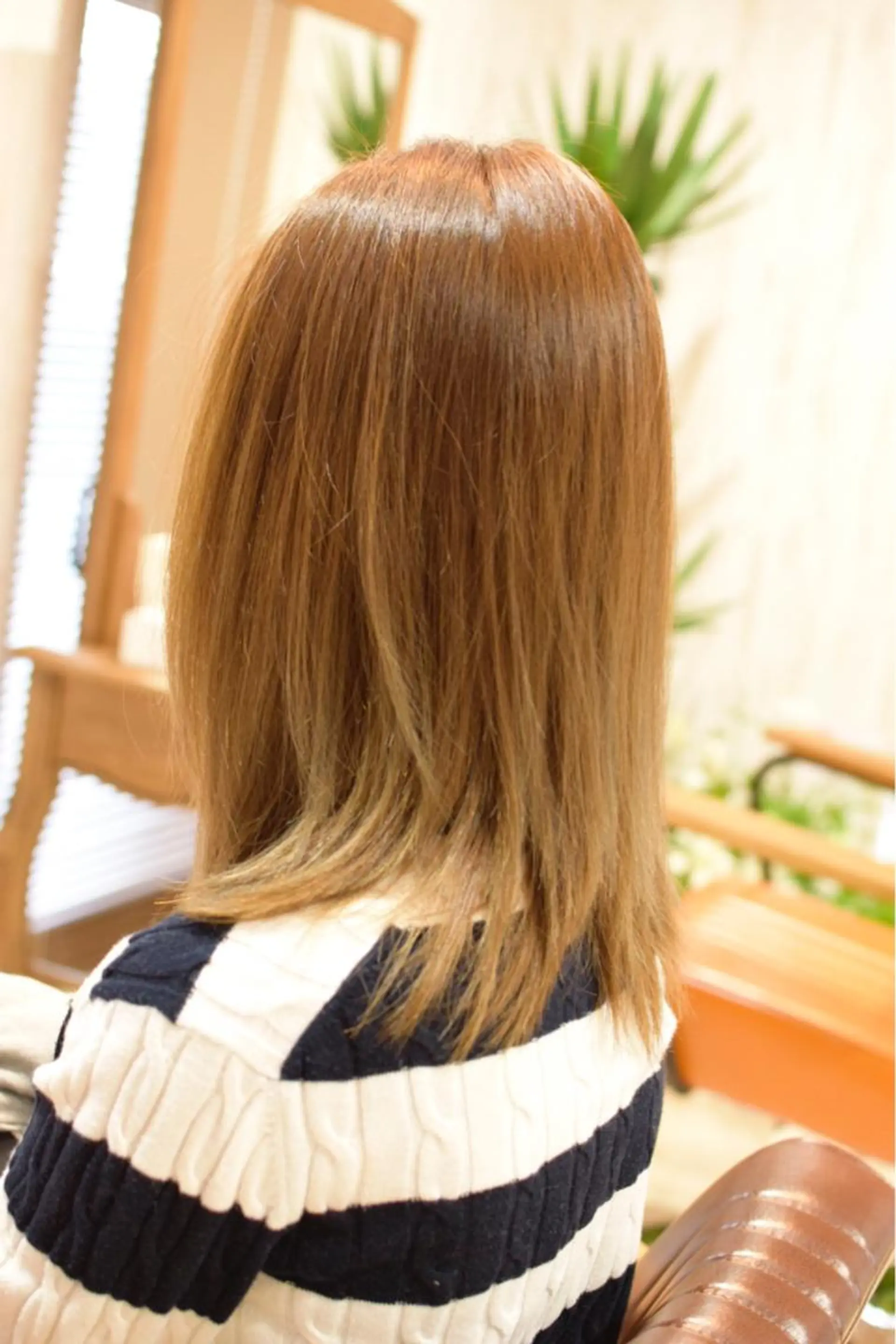 セミロング ヘアカラー 小野 修平のヘアスタイル