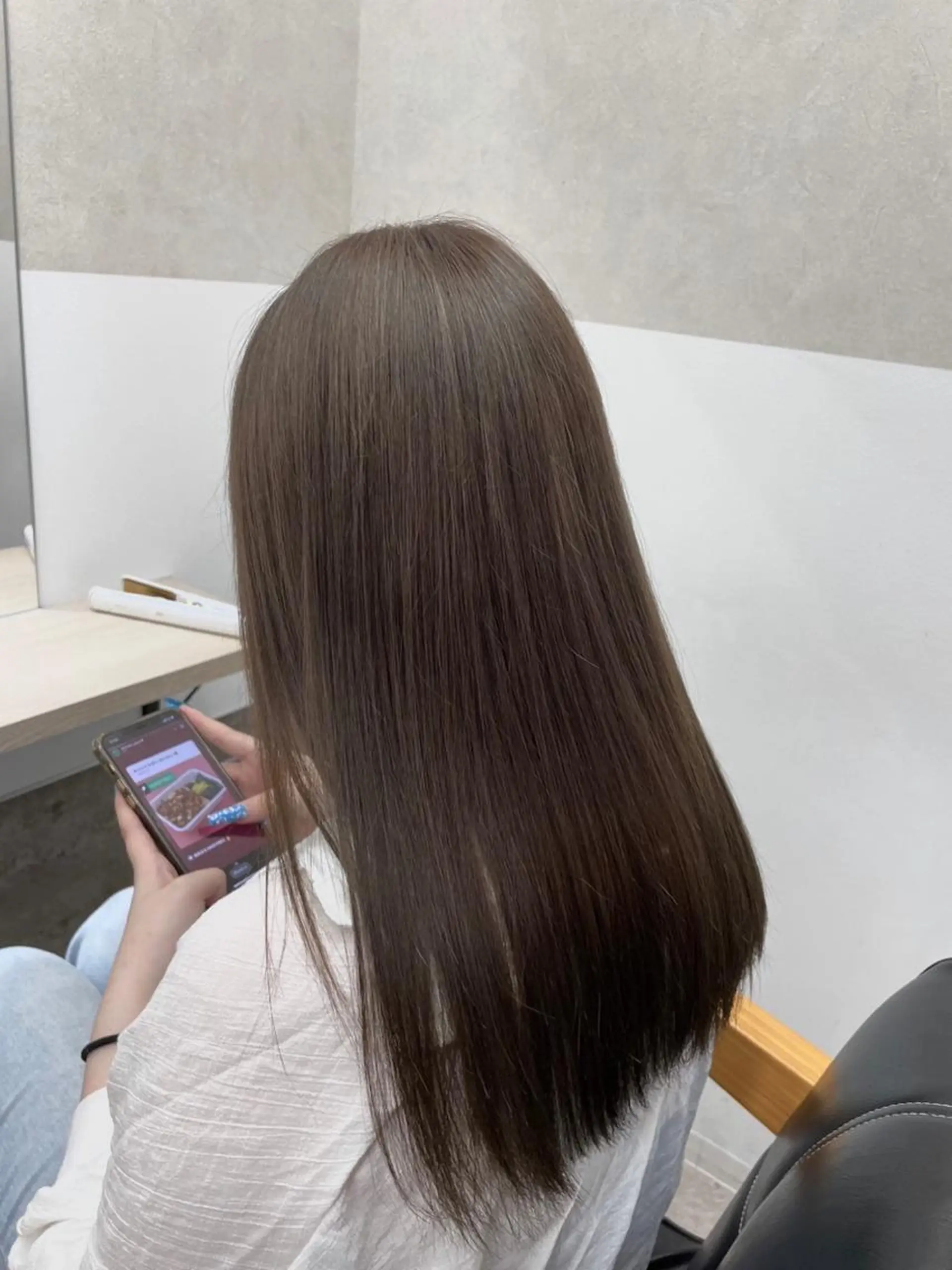 セミロング カラー GISEL TAKUYAのヘアスタイル
