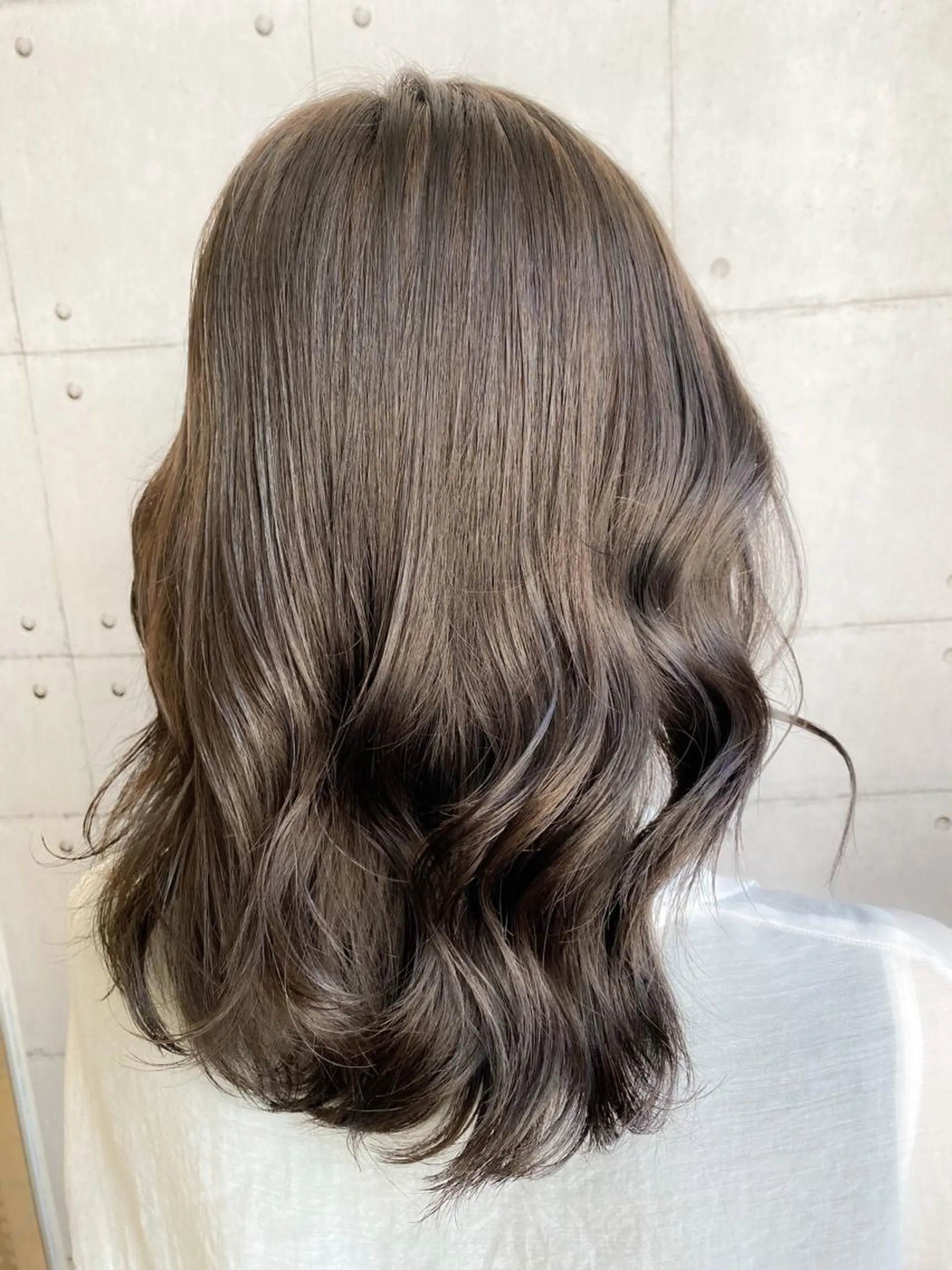 セミロング 福元友梨 ディレクター✂️のヘアスタイル