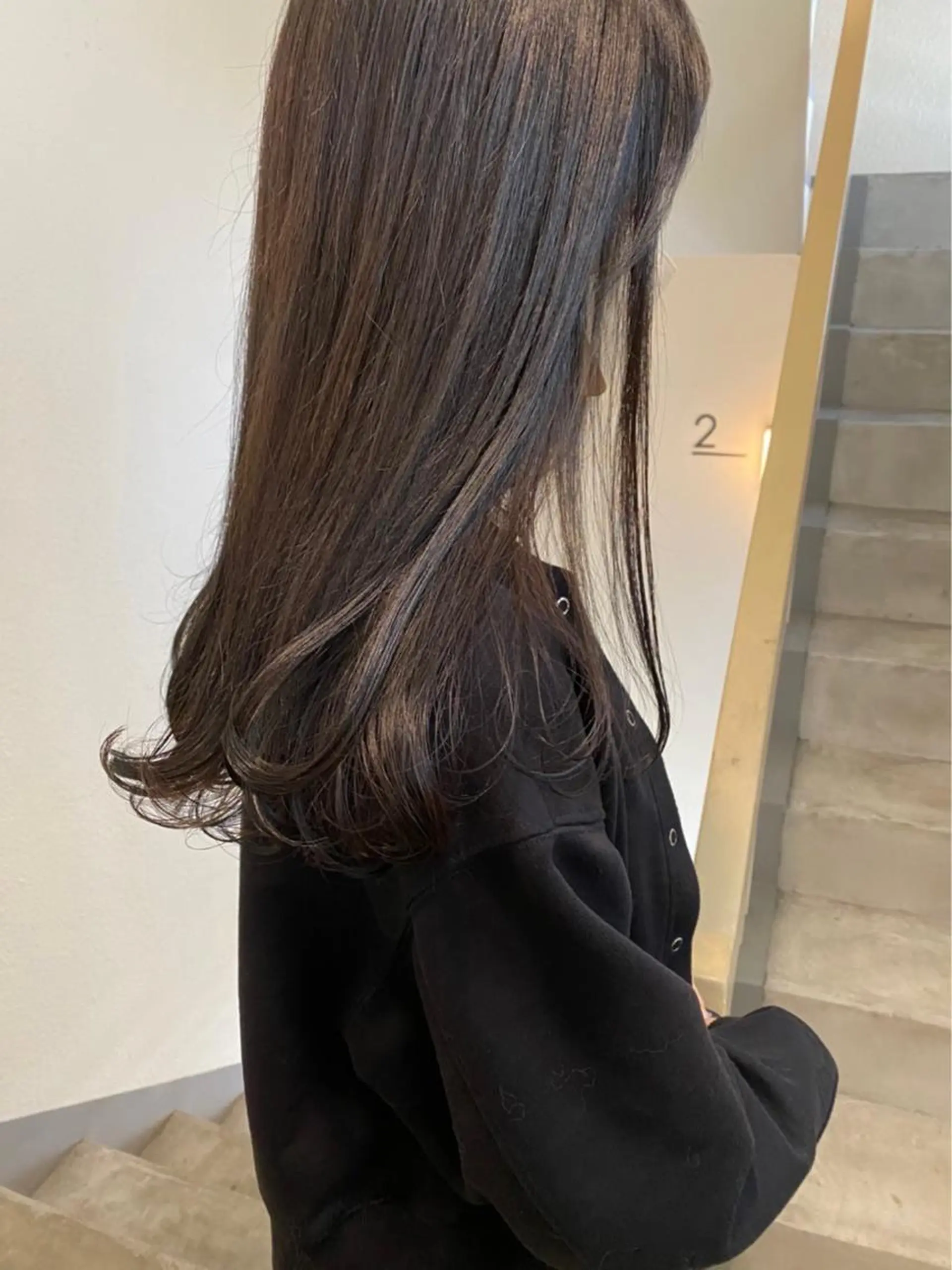 セミロング カラー ブラウンカラー ココアブラウン SIKI yuuna モテ韓国ヘア☁️のヘアスタイル