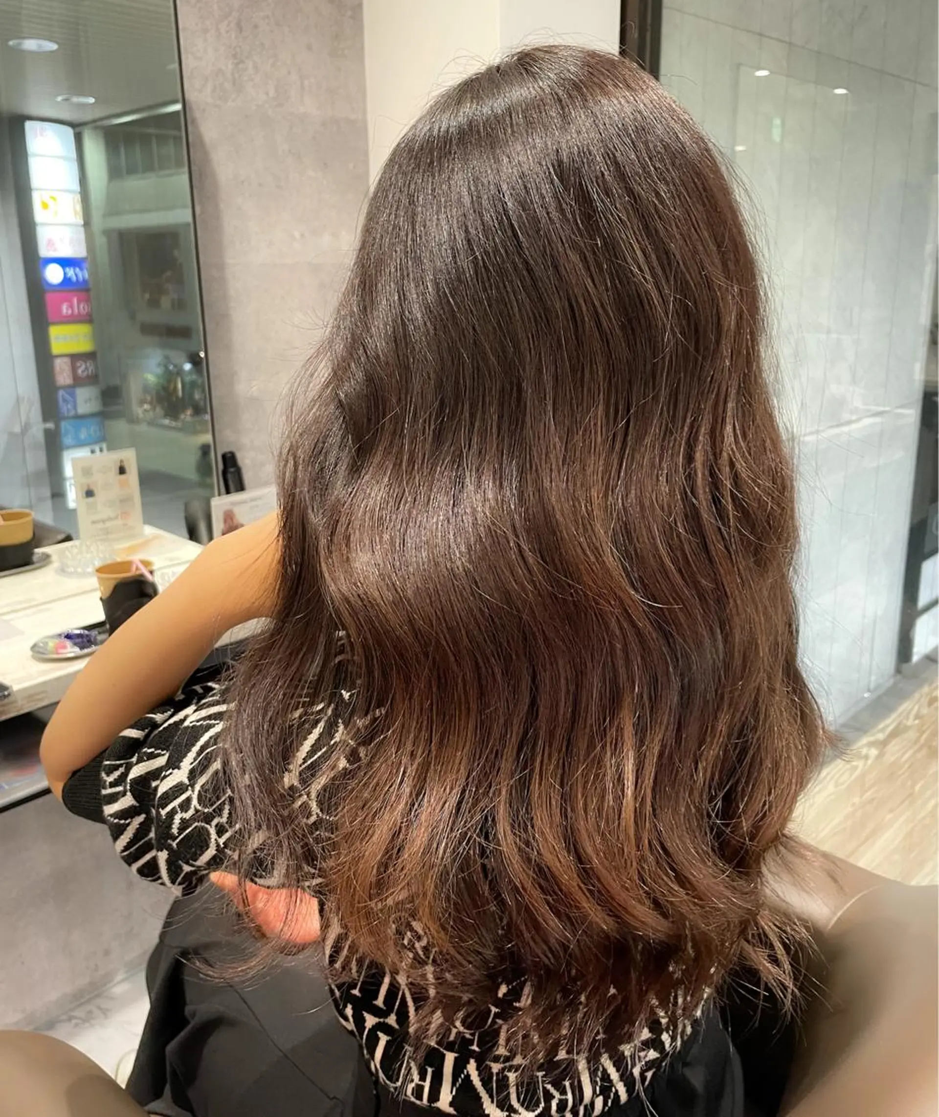 ロング 坂本 理輝のヘアスタイル