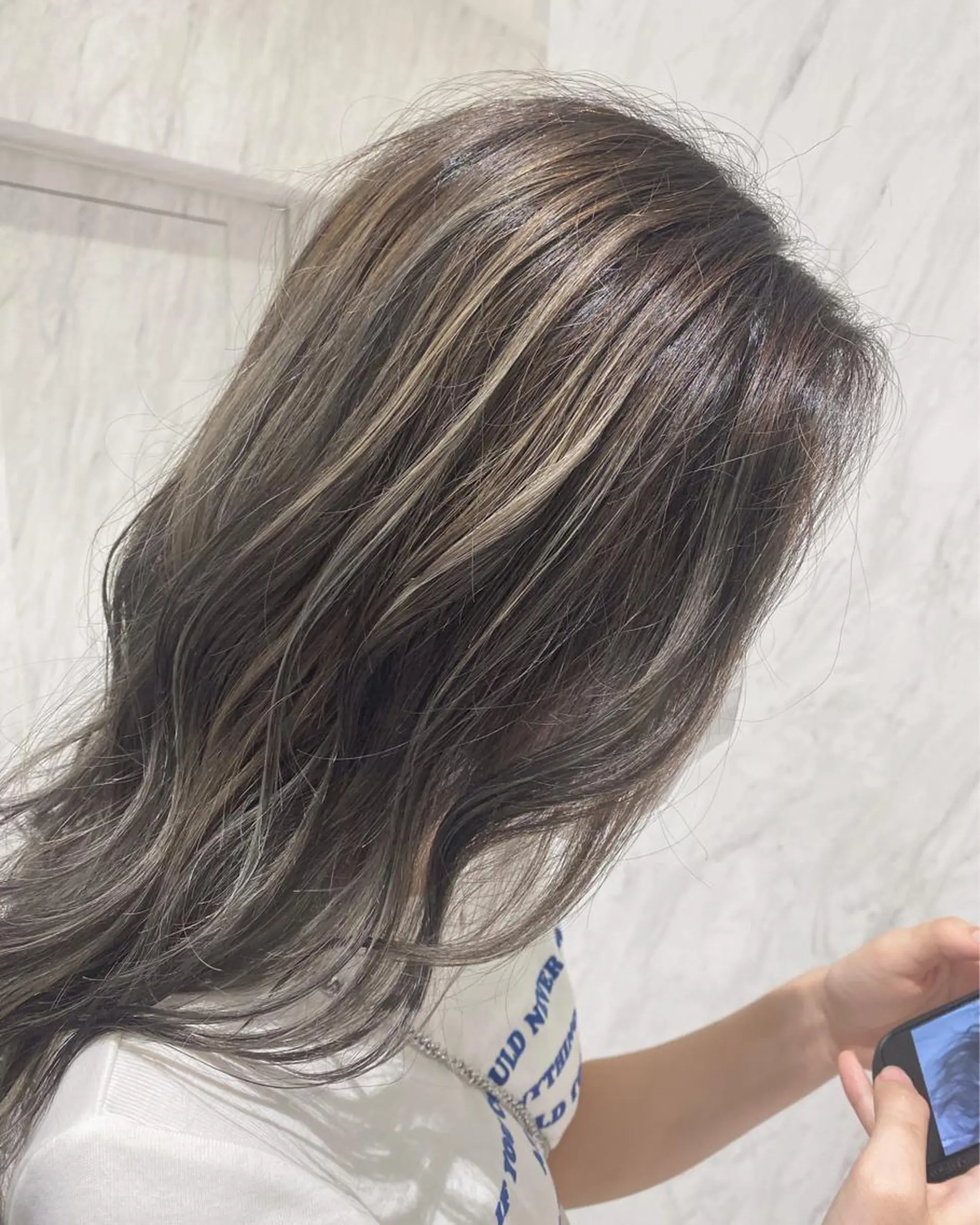 ロング カラー TRUCK トラックのヘアスタイル