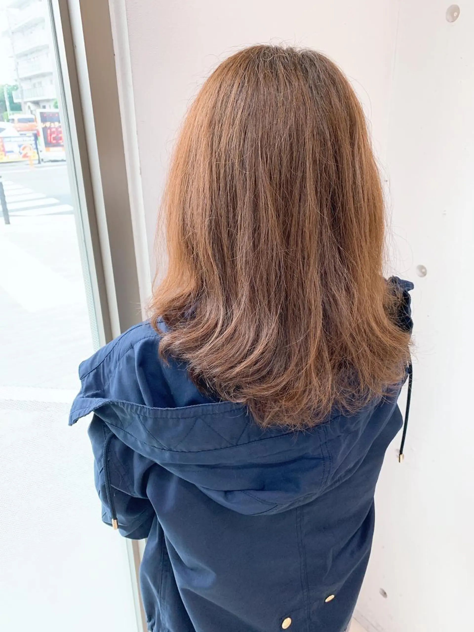 ミディアム カラー パーマ 白髪ぼかしハイライト 柳川拓哉のヘアスタイル