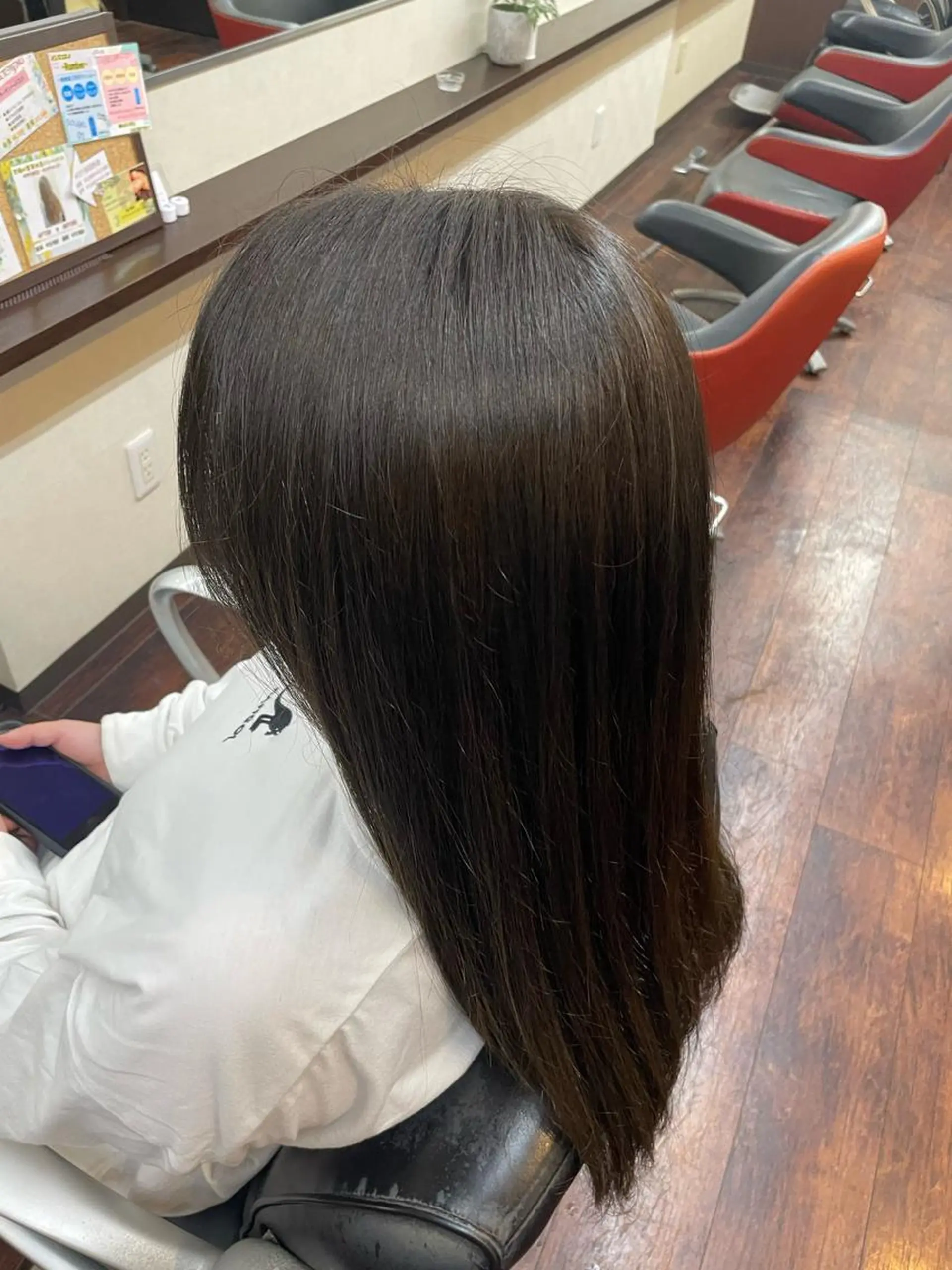 カラー 鈴木 美佑のヘアスタイル
