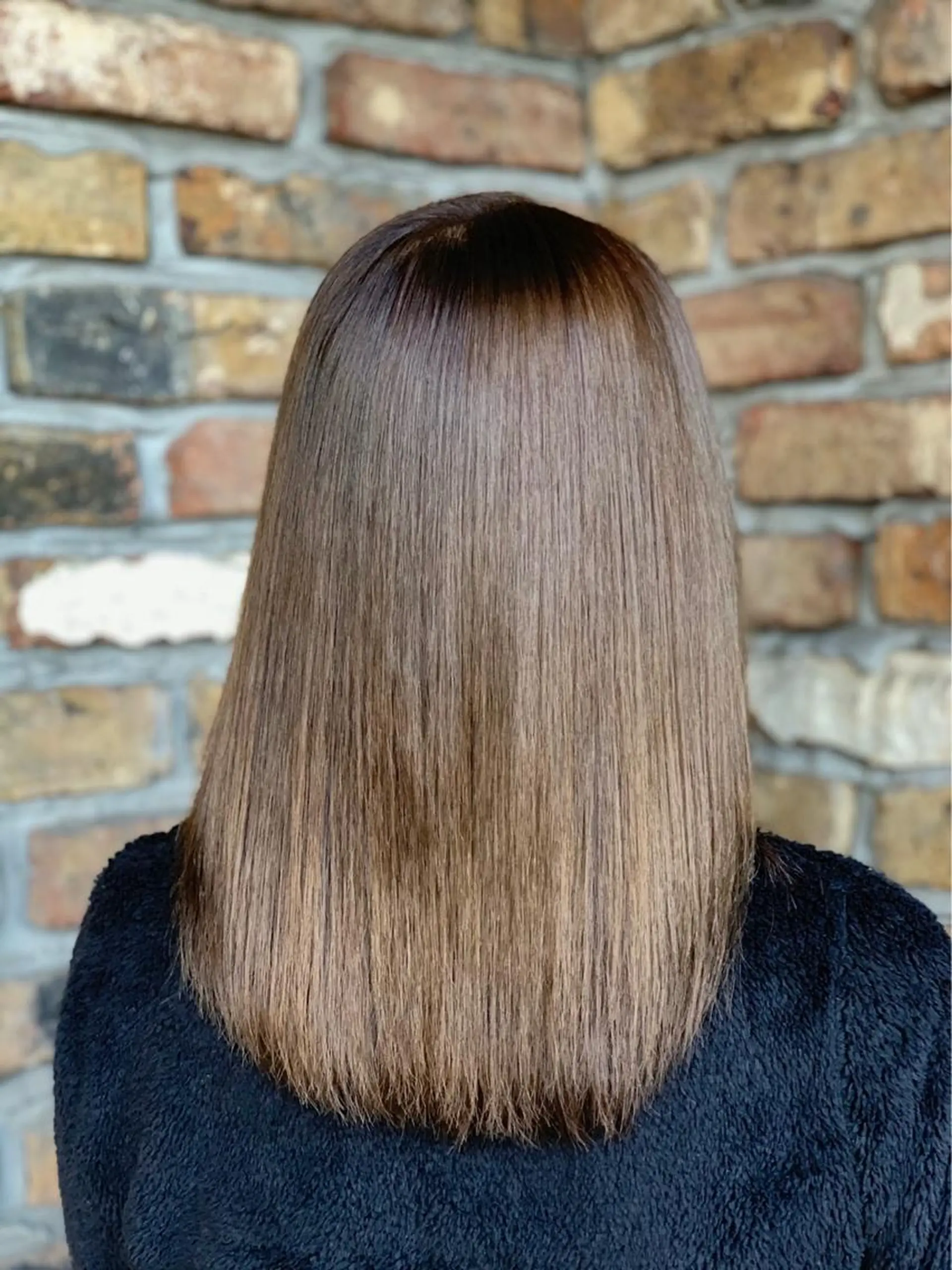 セミロング 福 島のヘアスタイル