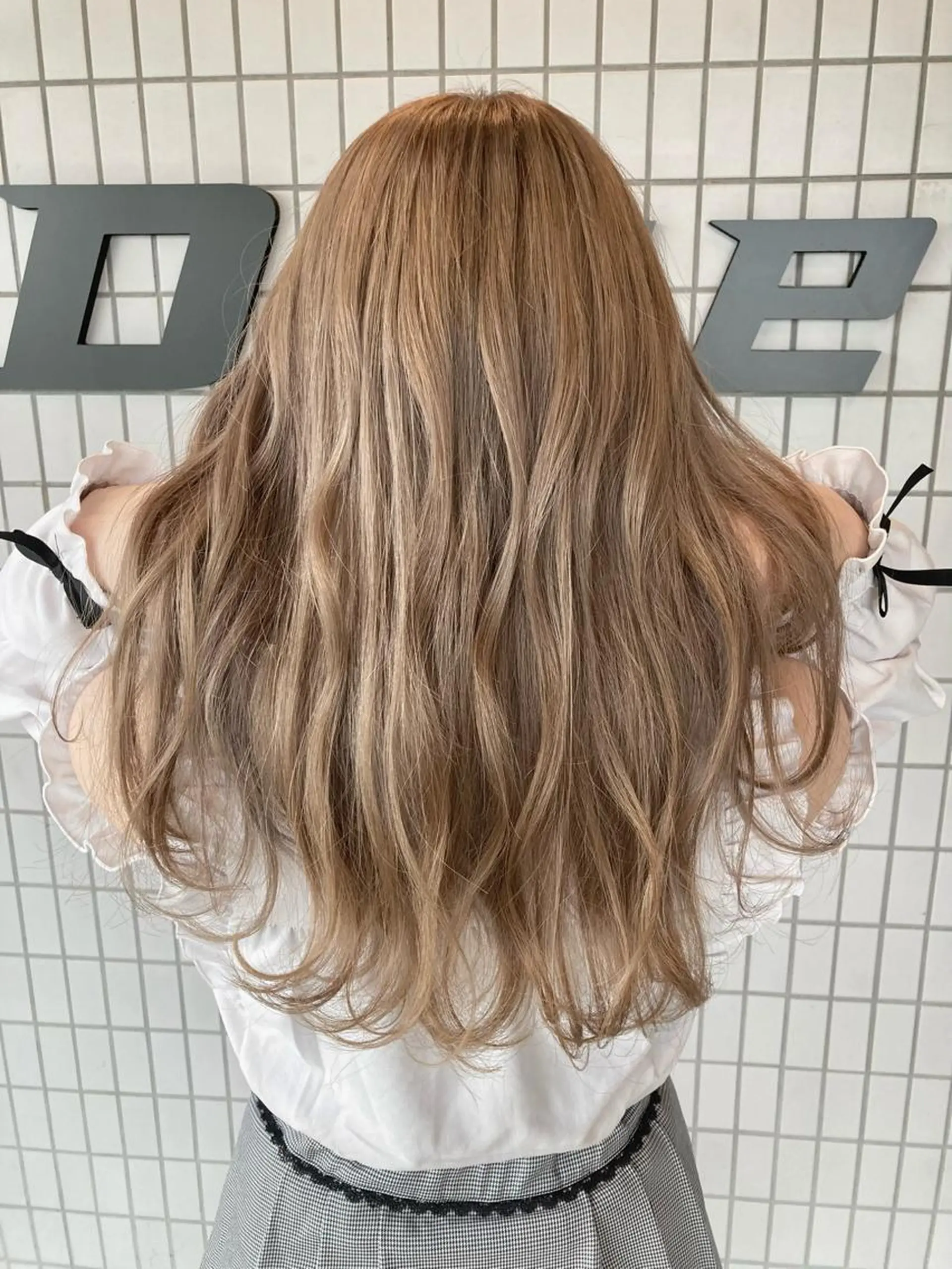 ロング タカツド ユウキのヘアスタイル