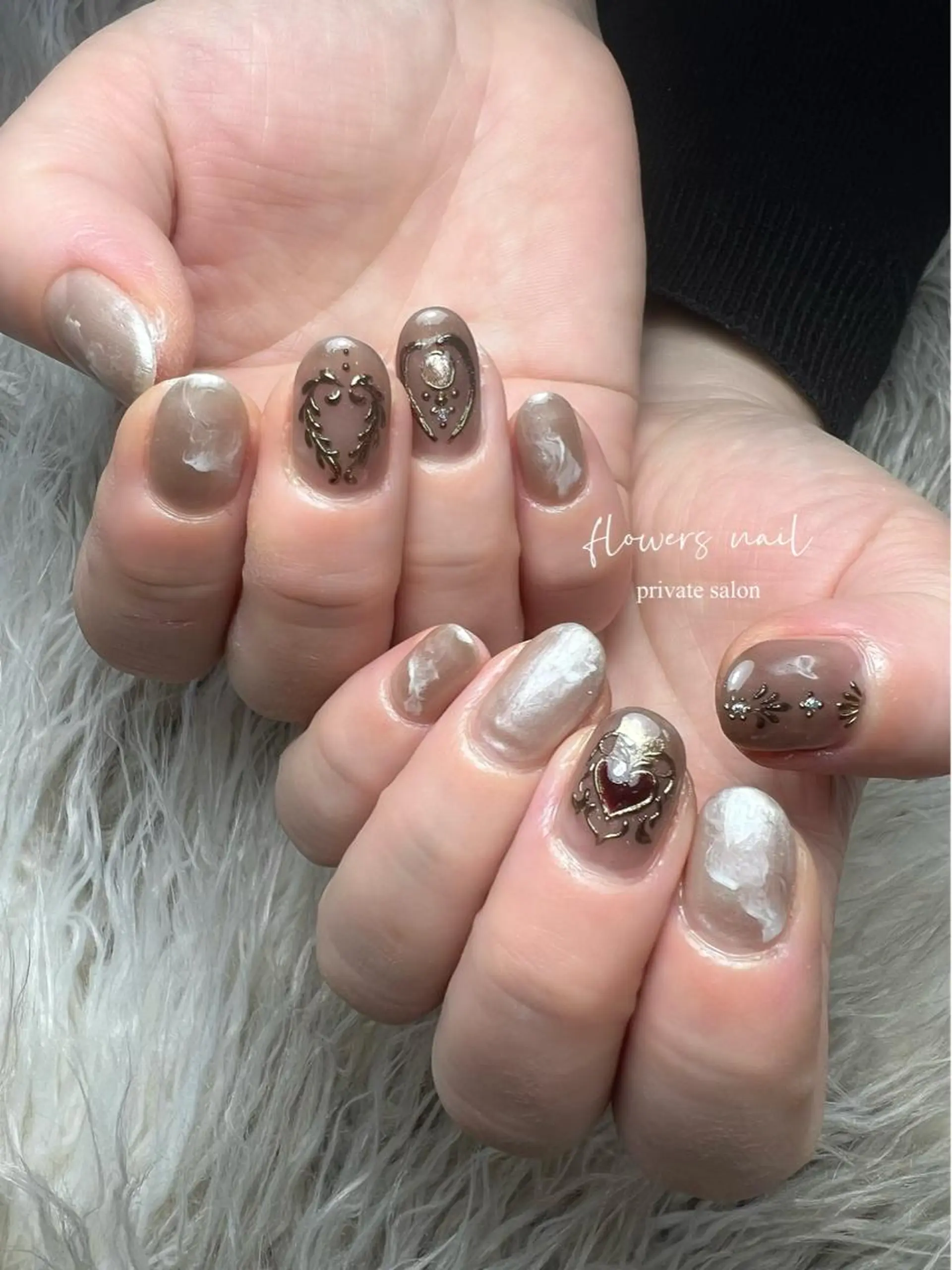 ネイル ジェルネイル ハート ミラーネイル 持ち込み パラジェル ハンドネイル flowers nailのネイルデザイン