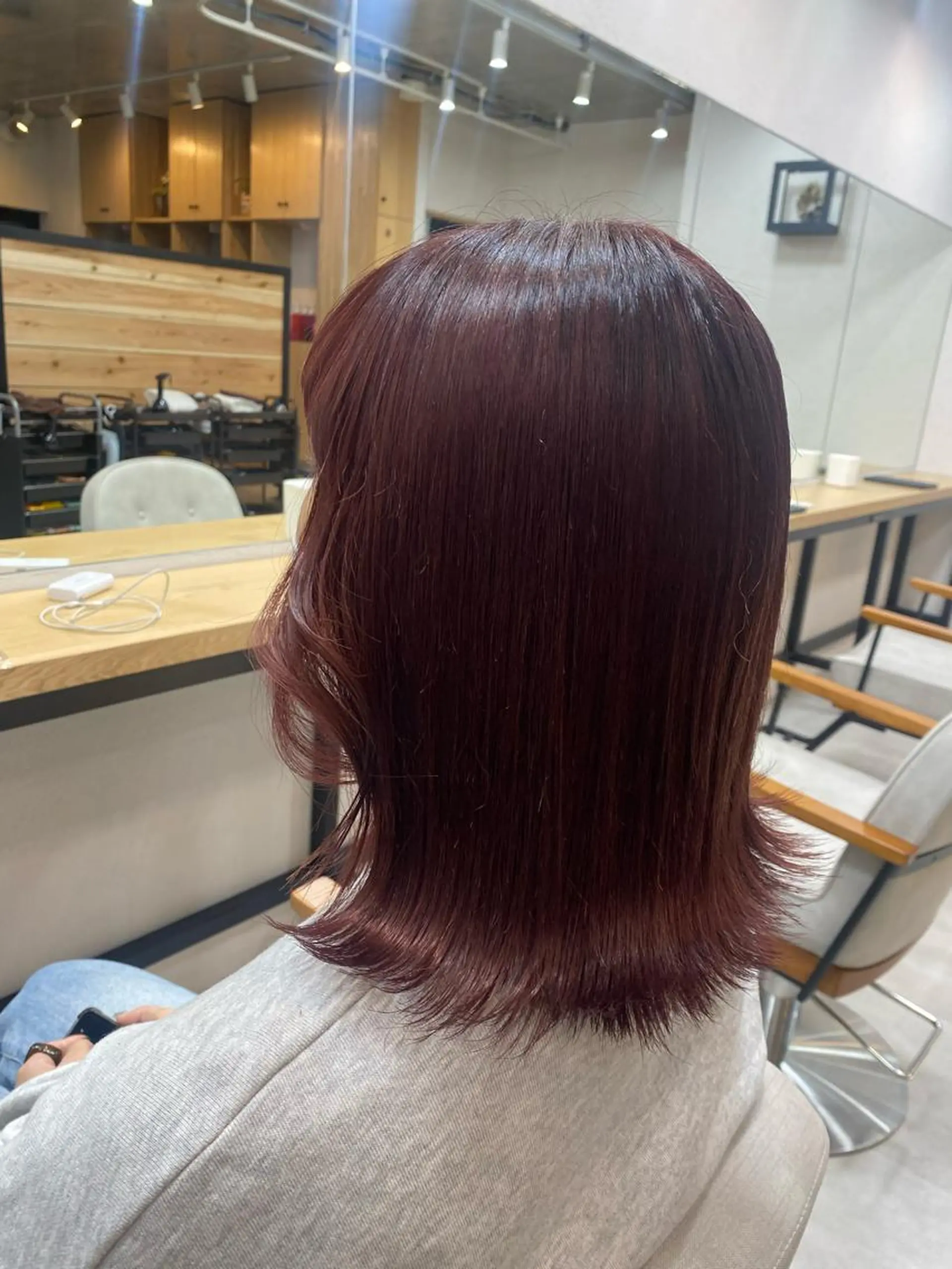 ミディアム カラー レッドカラー ヘアカラー HIYORI🧁 登戸のヘアスタイル