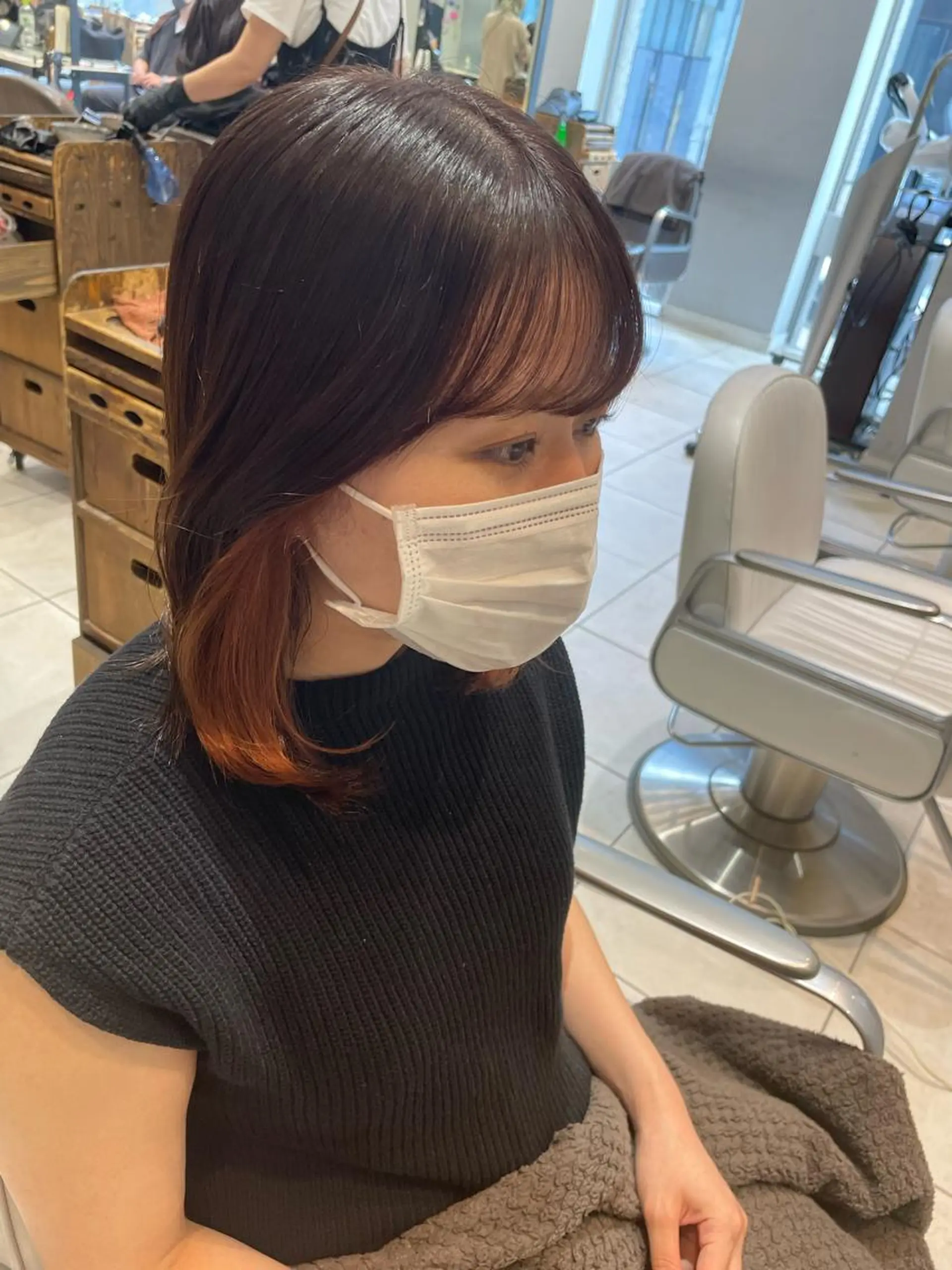 ミディアム 🩶赤み消しカラー 🐈‍⬛荻野美思🐾のヘアスタイル