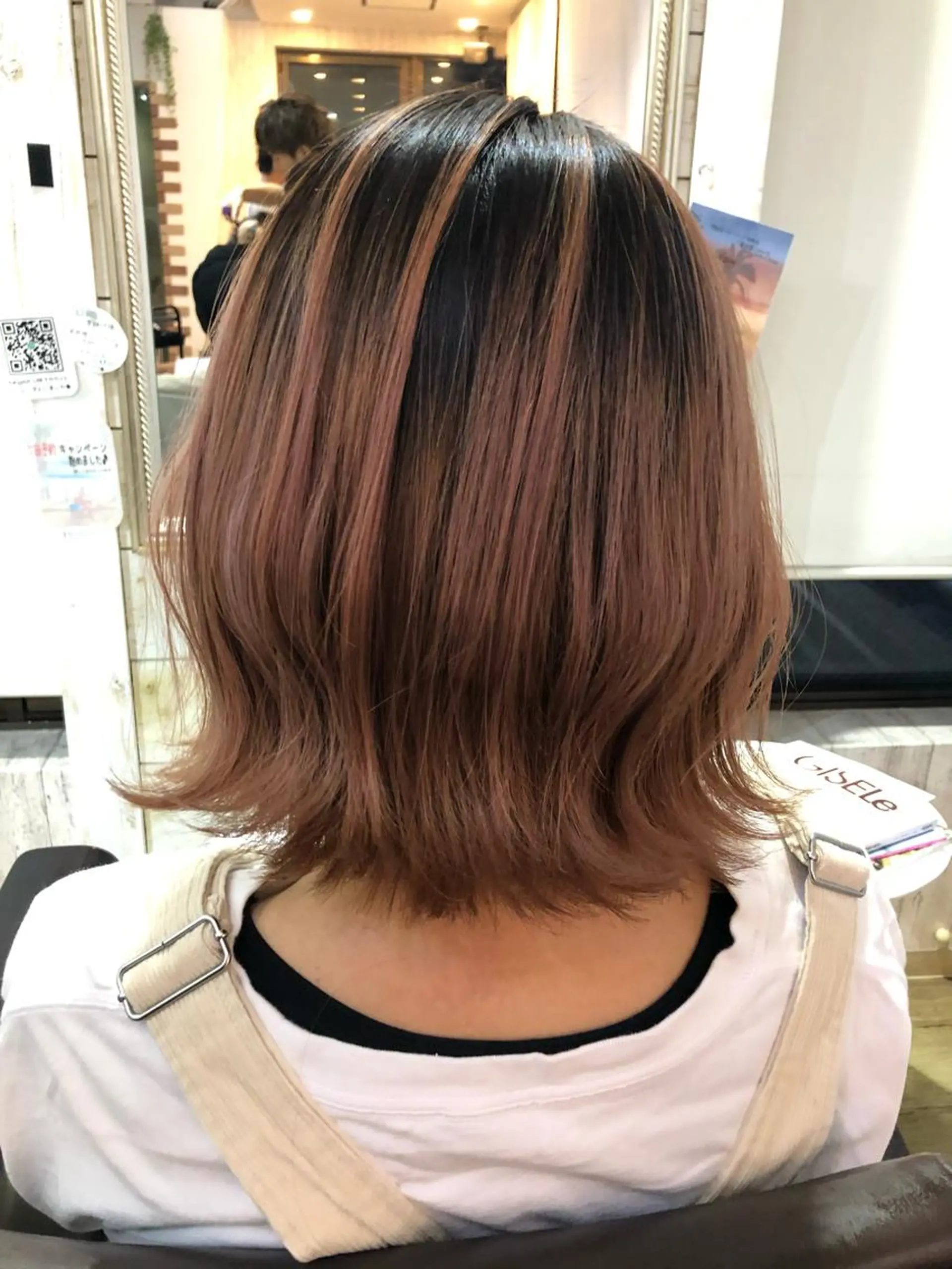 ミディアム カラー _White泉佐野店所属・佐々木  まゆかのヘアスタイル