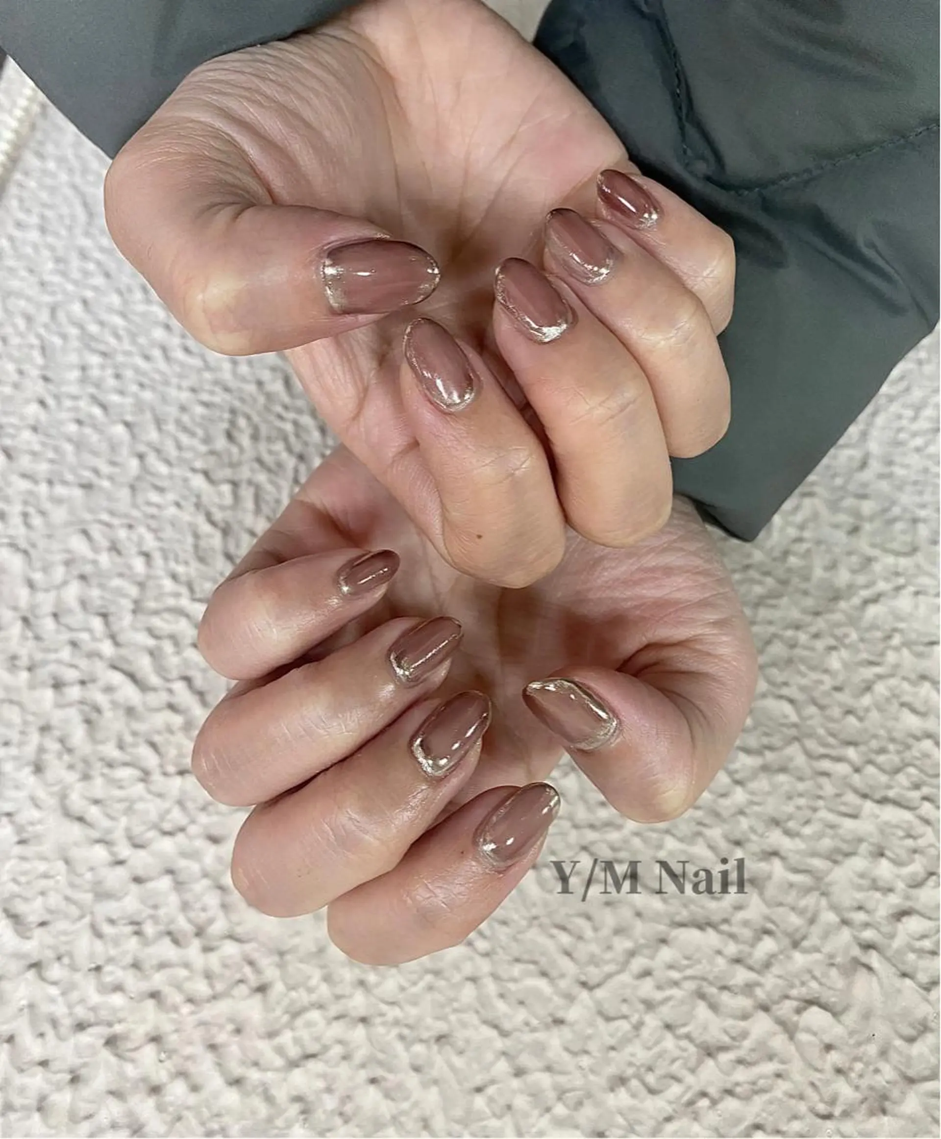 ネイル ブラウン グリーン ミラーネイル ニュアンスネイル ピンク ハンドネイル ハンドケア KIM JAERYEONGのネイルデザイン