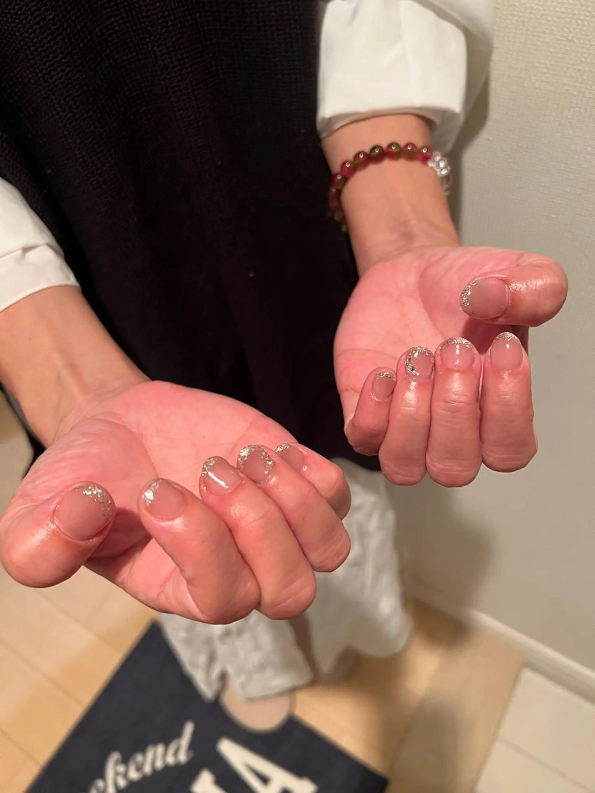 ネイル フレンチネイル ラメ(グリッター) ストーンネイル ハンドネイル salon Lilyのネイルデザイン