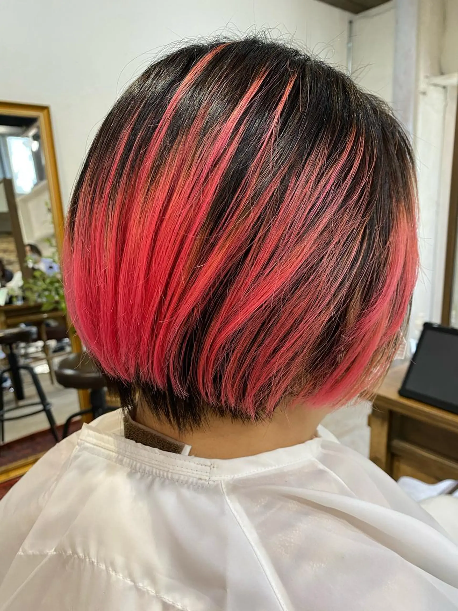 ショート カラー ブリーチ グラデーションカラー ピンクカラー ヘアカラー ALLY（アリー）所属・ミニモお気に入り数 No.1宍戸雄弥のヘアスタイル
