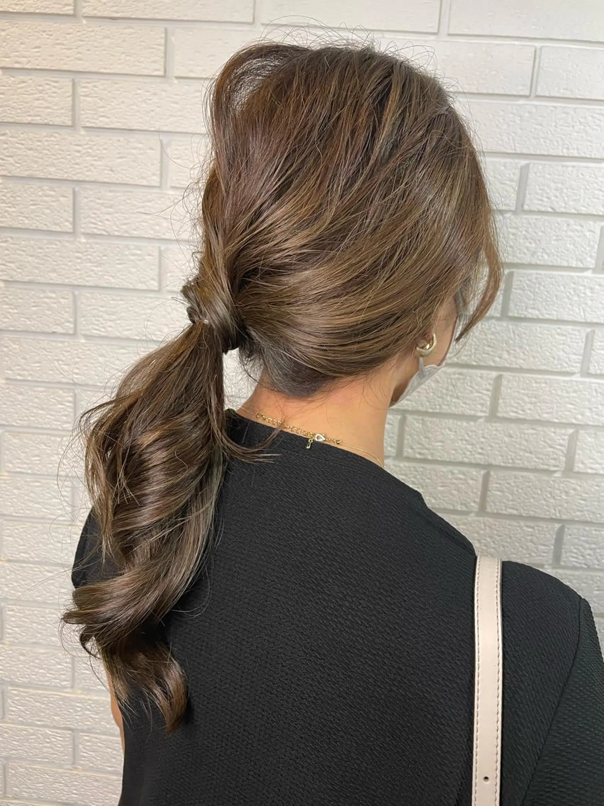 ロング カラー ベージュカラー ハイライトカラー オリーブベージュ ハイライト カット ヘアカラー ニュアンスデザイン✄ YOU♡のヘアスタイル