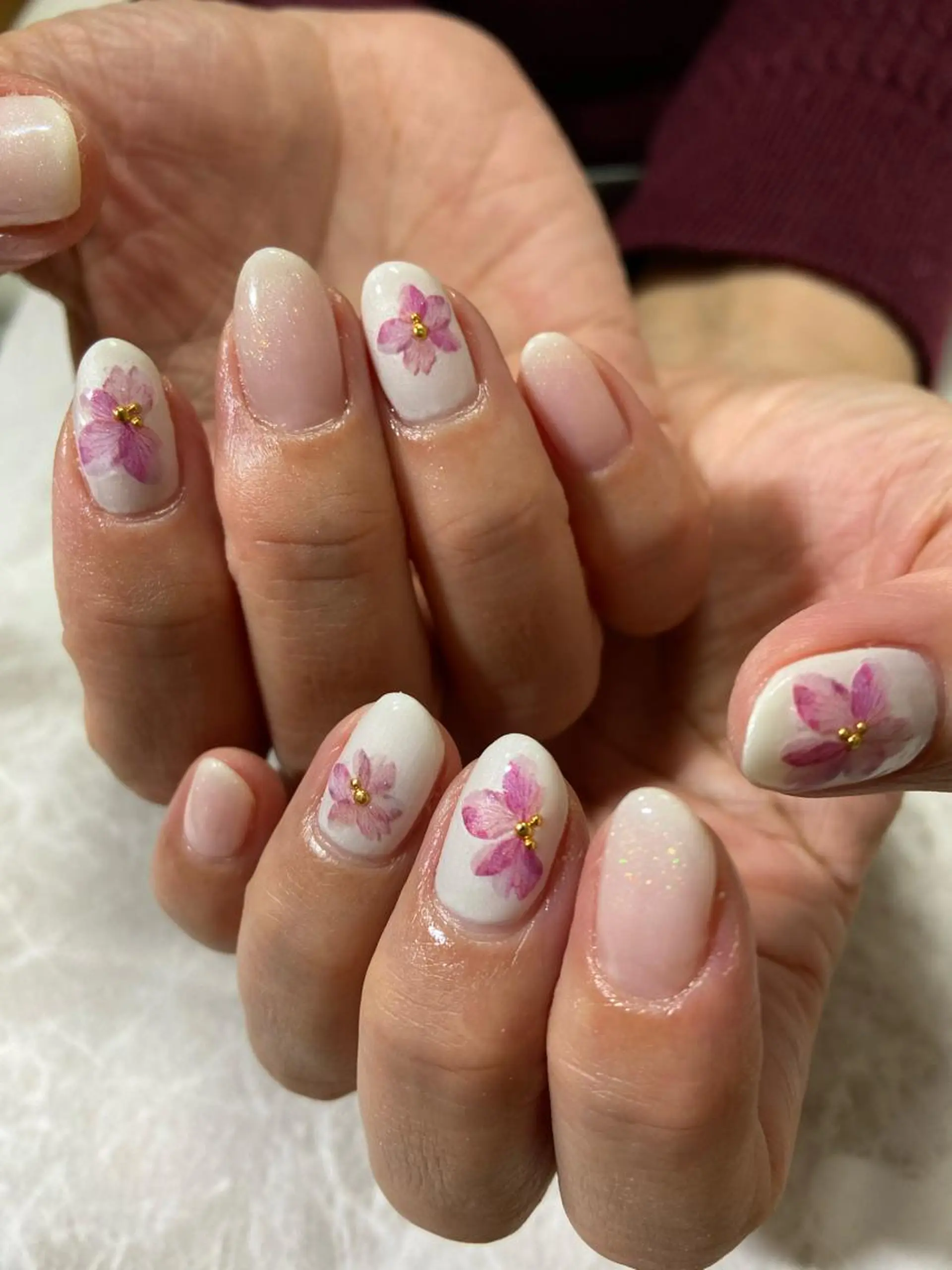 ネイル 春ネイル ハンドネイル フットネイル Lokahi NAILのネイルデザイン