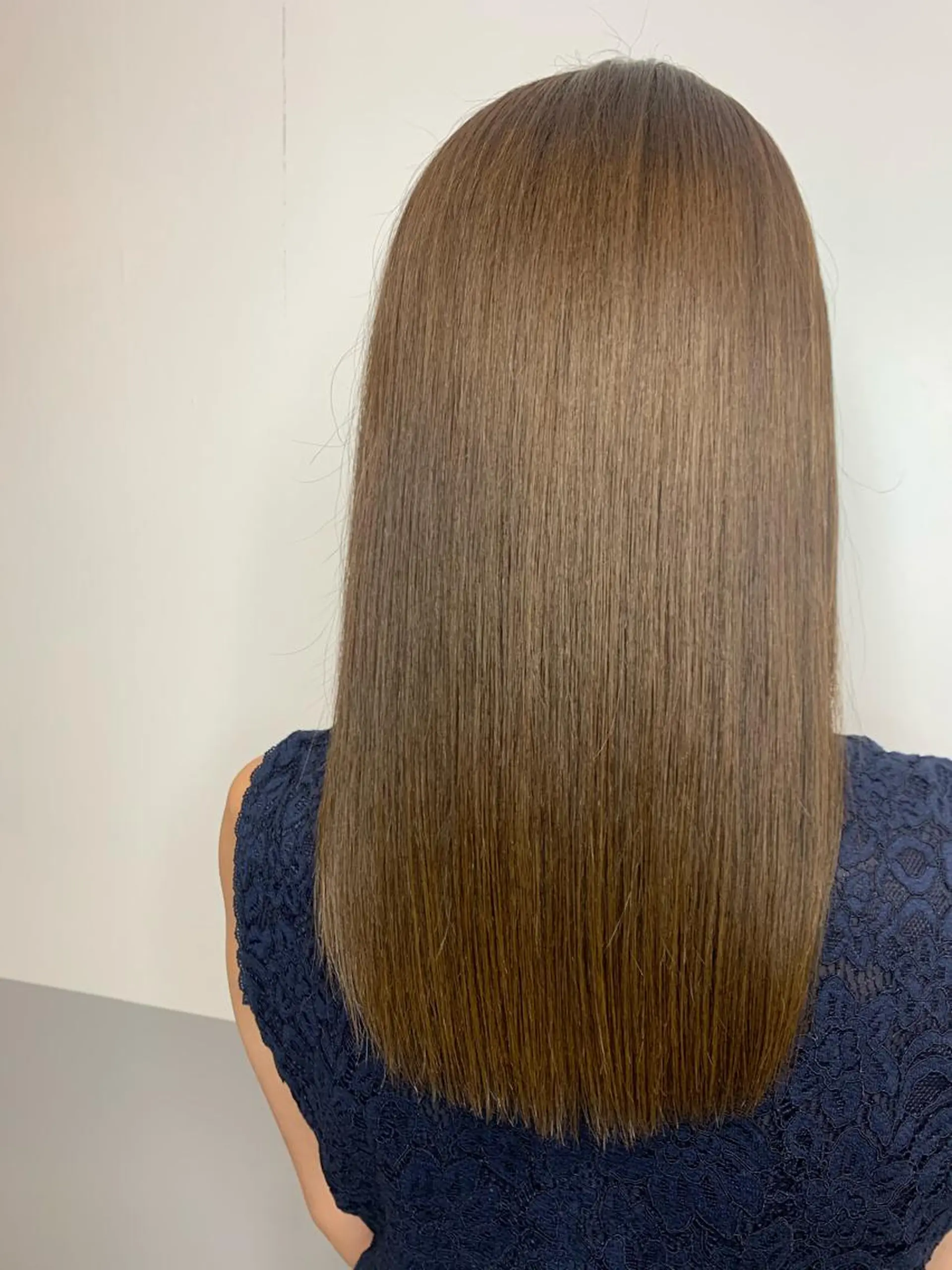 ミディアム カラー ミディアムパーマ ブリーチ トリートメント 個室サロン Fbeauty×Spica所属・トップ スタイリストのヘアスタイル