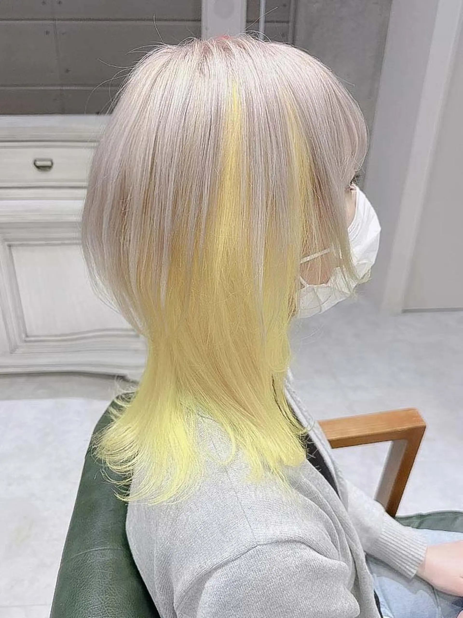 ミディアム カラー ヘアアレンジ ブリーチ ケアブリーチ 透明感カラー デザインカラー ハイトーンカラー Days 透明感カラーのヘアスタイル