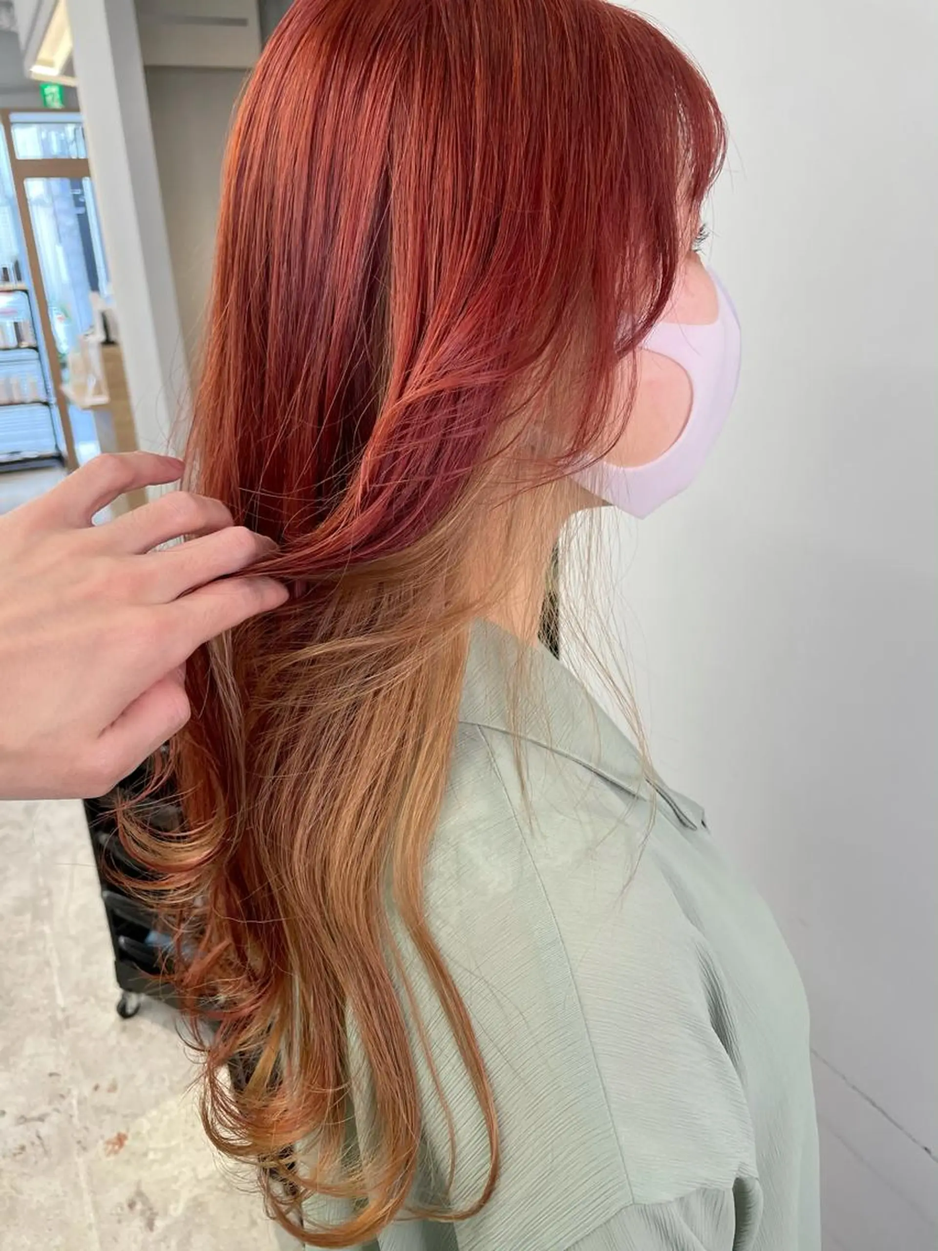 ロング カット ヘアカラー SAEKI【ior 】北千住店ブリーチのヘアスタイル