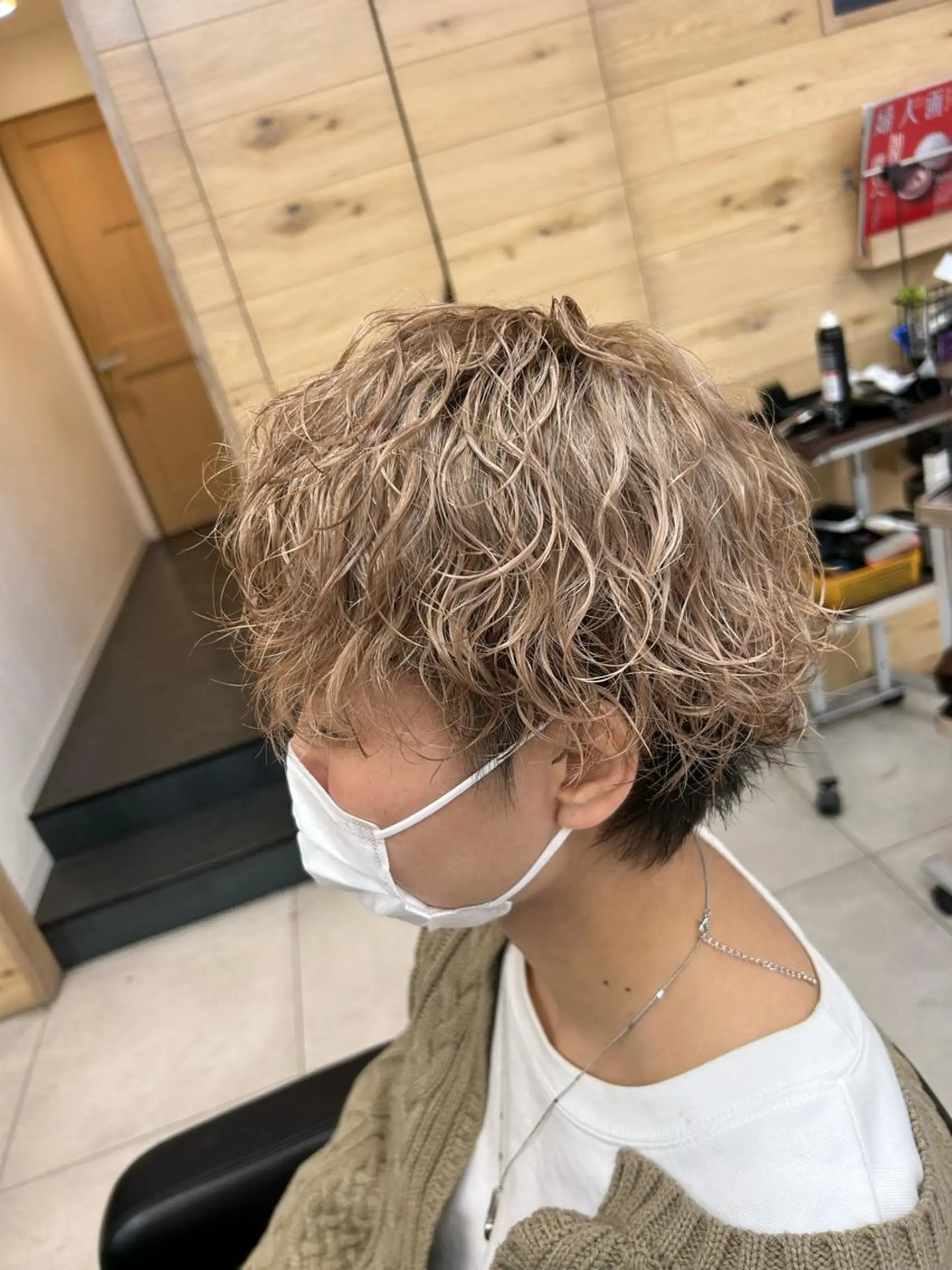 カラー パーマ ツイストスパイラルパーマ ベージュカラー ブリーチ ケアブリーチ ダブルカラー ヘアカラー パーマ トリートメント L PLACE所属・L PLACE 丸山一希のヘアスタイル