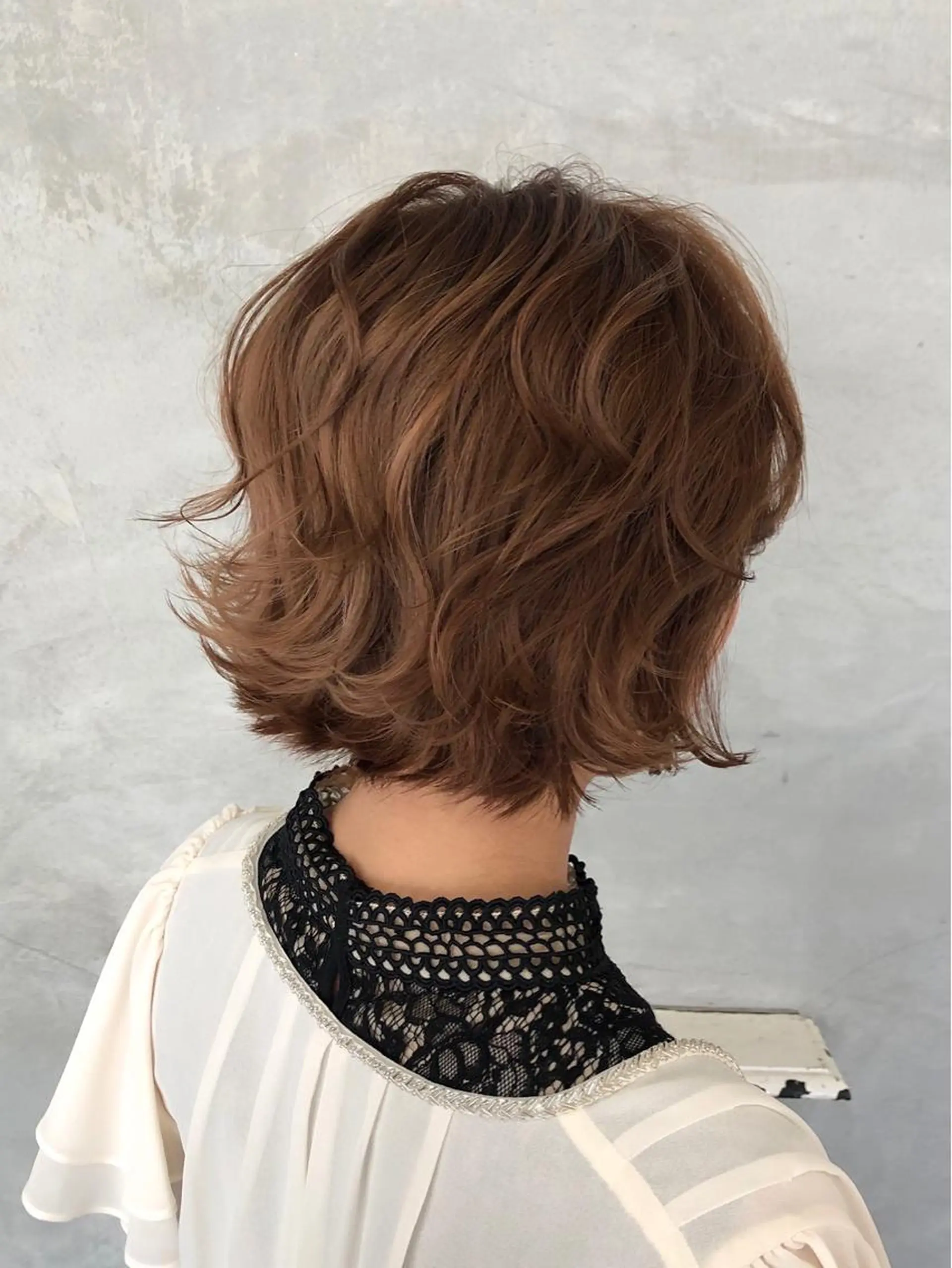 ショート ヘアアレンジ ボブ ヘアセット 暖色/ピンクブラウン 🌷岡田真季のヘアスタイル