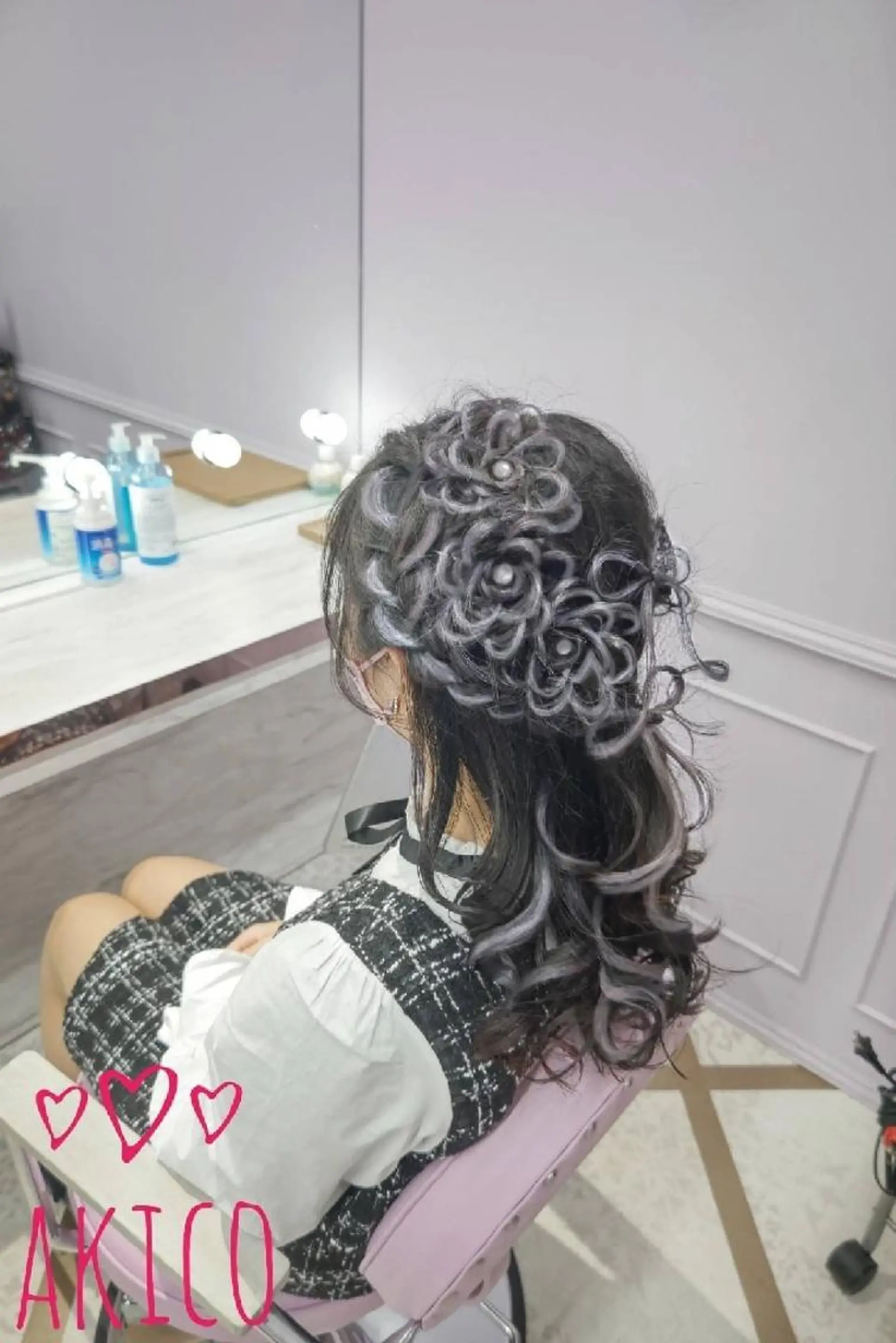 ロング ヘアアレンジ カラー 黒髪 エクステ LUXBE GALLERY なんば駅前店所属・ラックスビーギャラリ ー AKICOのヘアスタイル