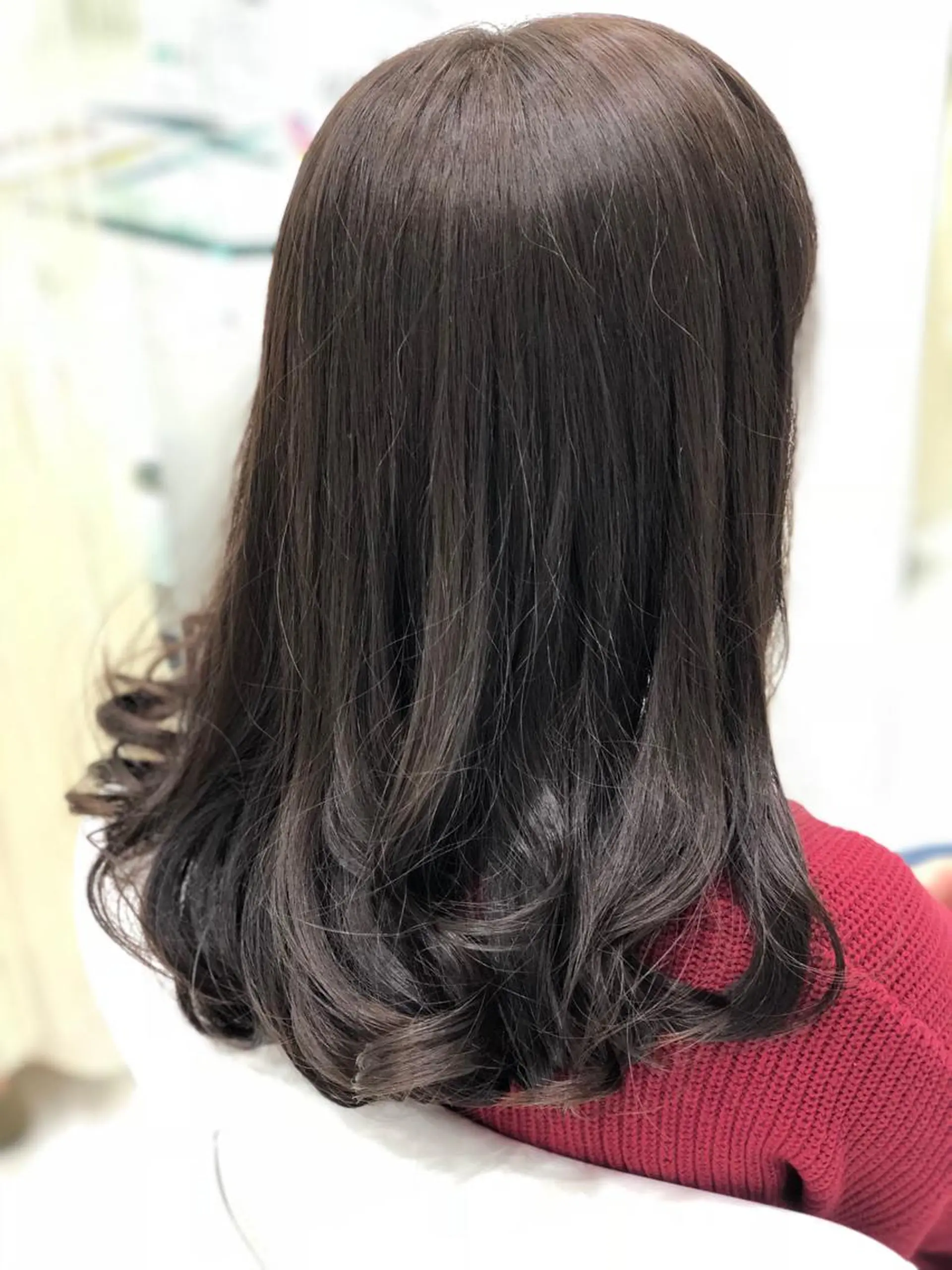 セミロング カラー 透明感カラー イルミナカラー hair Freak所属・佐藤 祥太のヘアスタイル