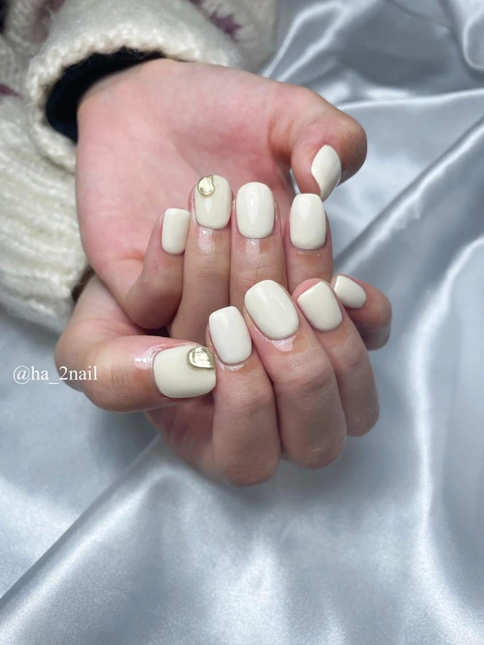 ネイル ゴールド NAIL and EYELASH ALPHA.所属・ALPHA. 姫繇のネイルデザイン