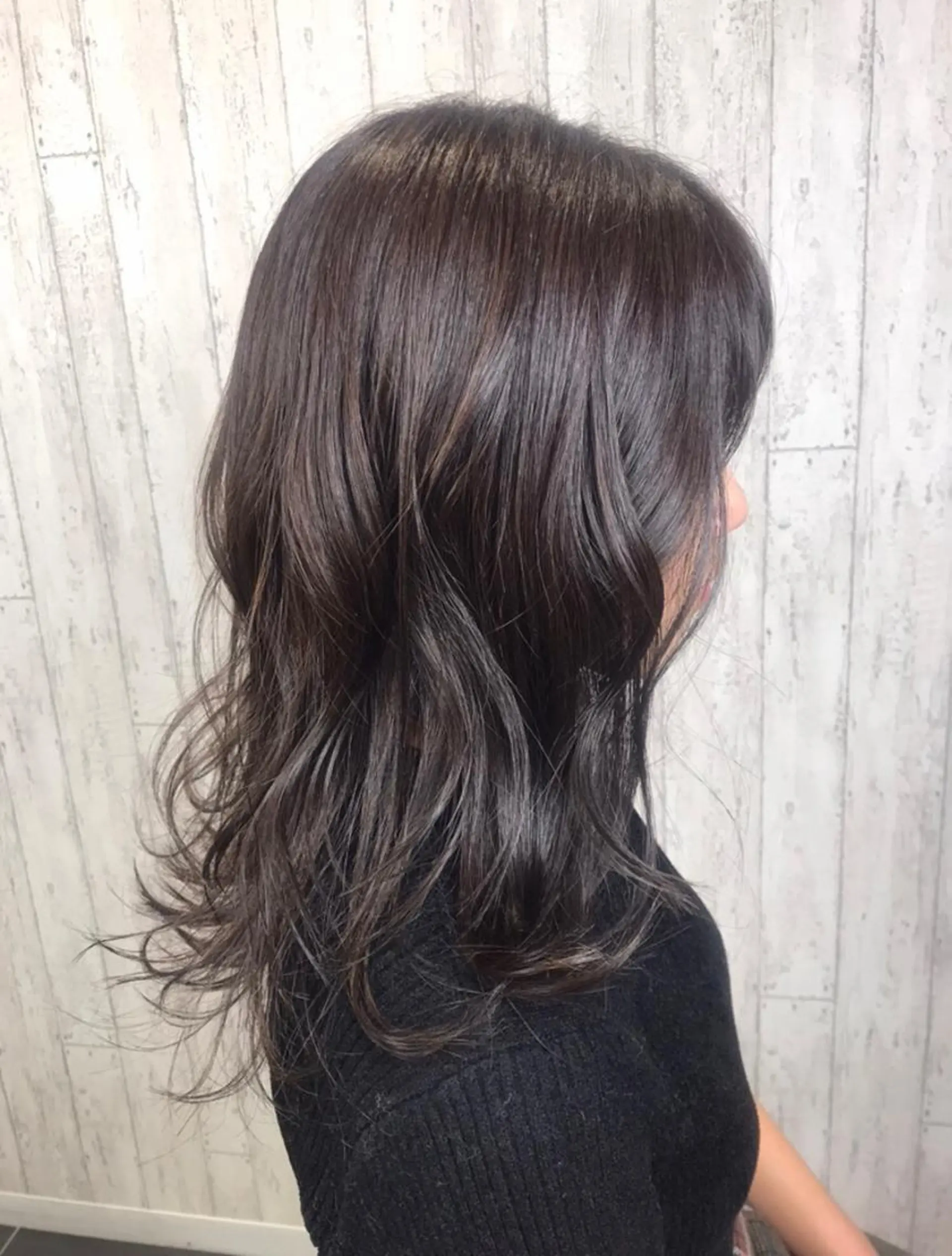 セミロング カラー イルミナカラー レイヤーカット カット ヘアカラー トリートメント 田中 あかねのヘアスタイル