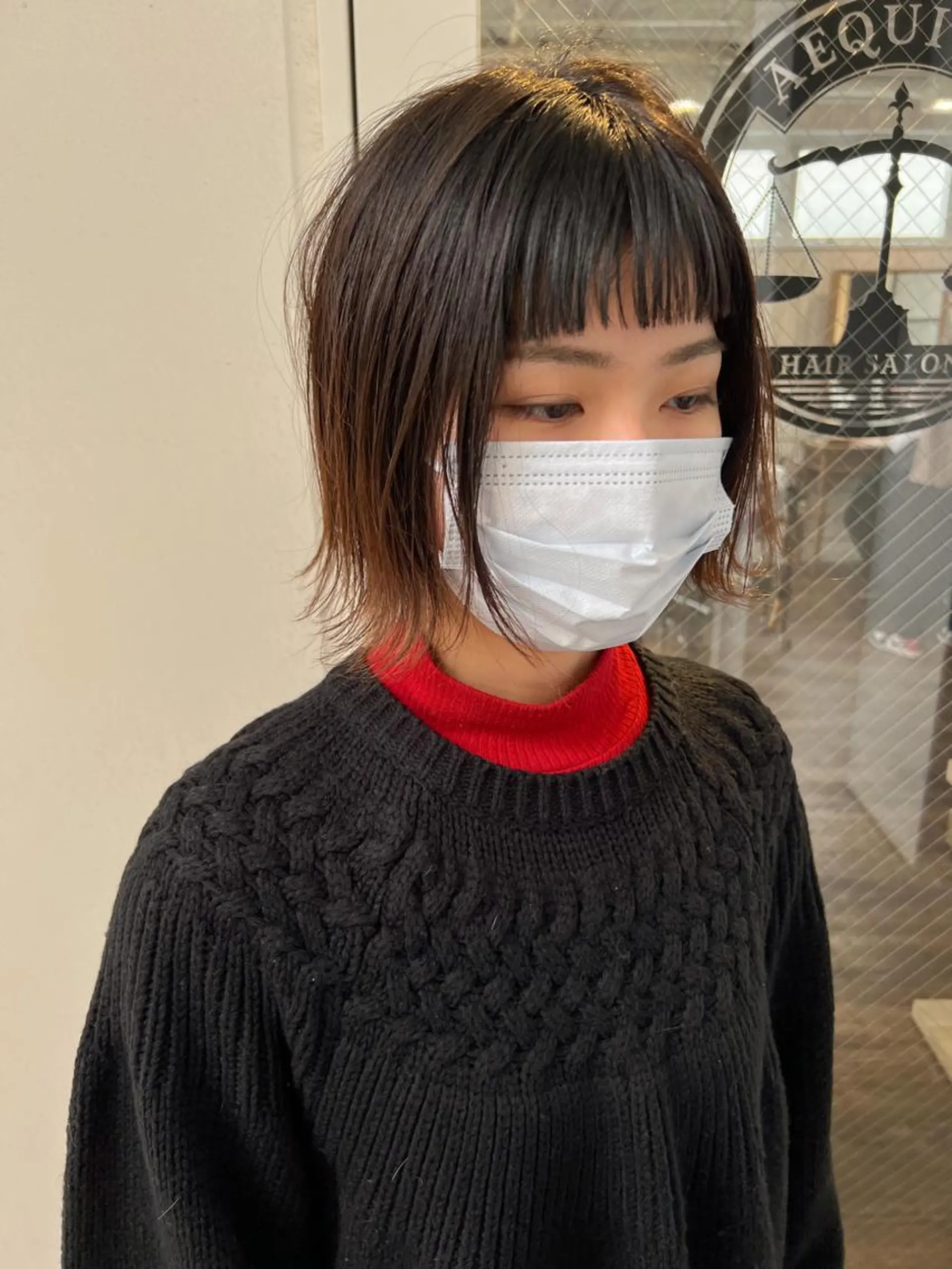 ショート カラー ショートボブ ベージュカラー ブリーチ 透明感カラー ダブルカラー a moment(モーメント)所属・蔵前 デザインカット KOBAYASHIのヘアスタイル