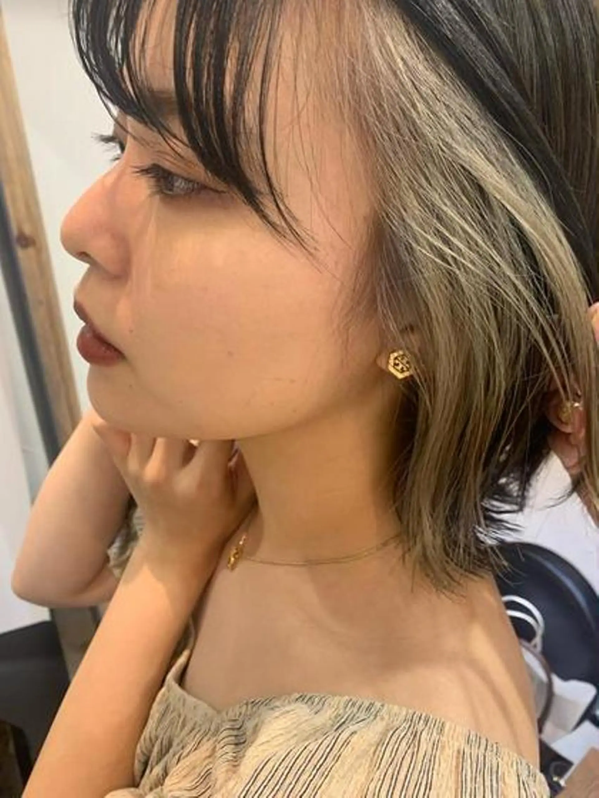 ミディアム カラー パーマ ショートボブ ミディアムパーマ アディクシーカラー ブリーチ ケアブリーチ ヘアカラー トリートメント CEINE OURのヘアスタイル