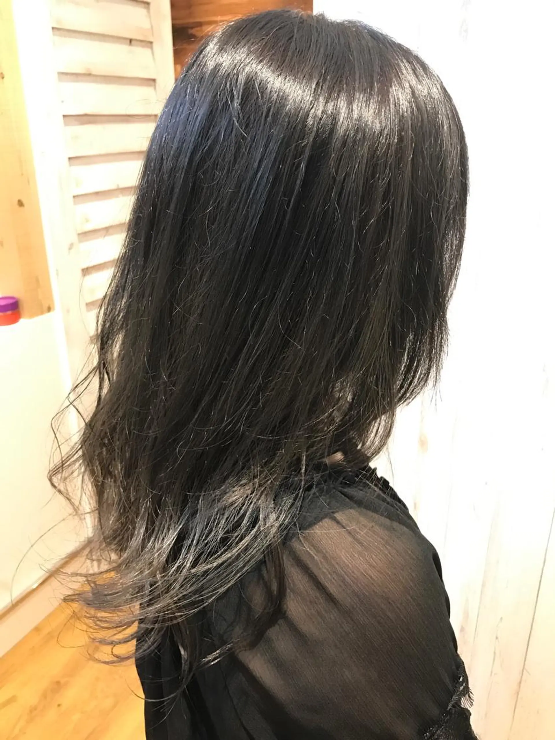 セミロング ヘアカラー トリートメント 緑地公園美容室 neohairのヘアスタイル