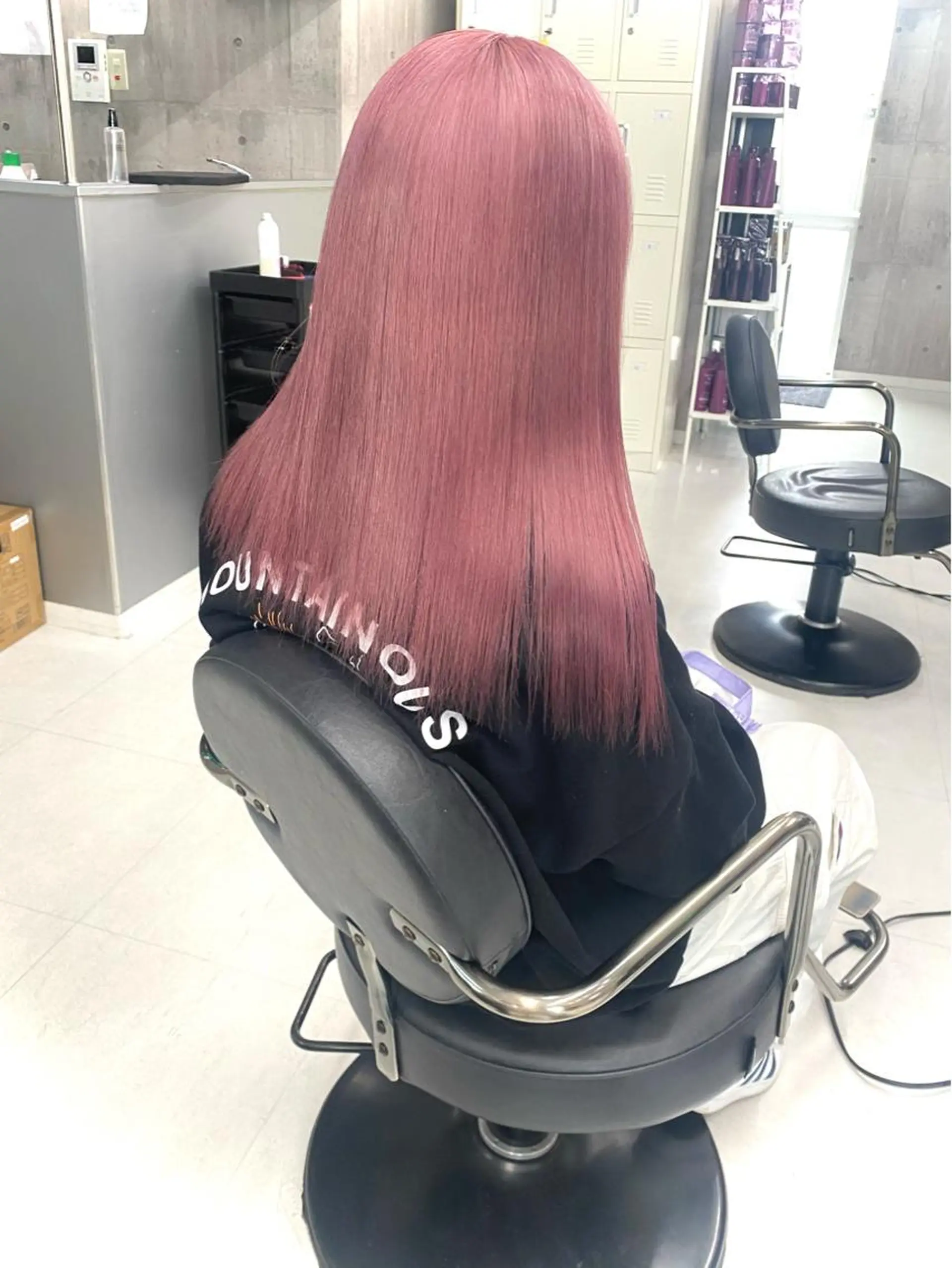 セミロング アッシュ アッシュグレー アッシュグレージュ ミストバング ピンクブラウン ハイトーン×エクステ 💞くるみのヘアスタイル
