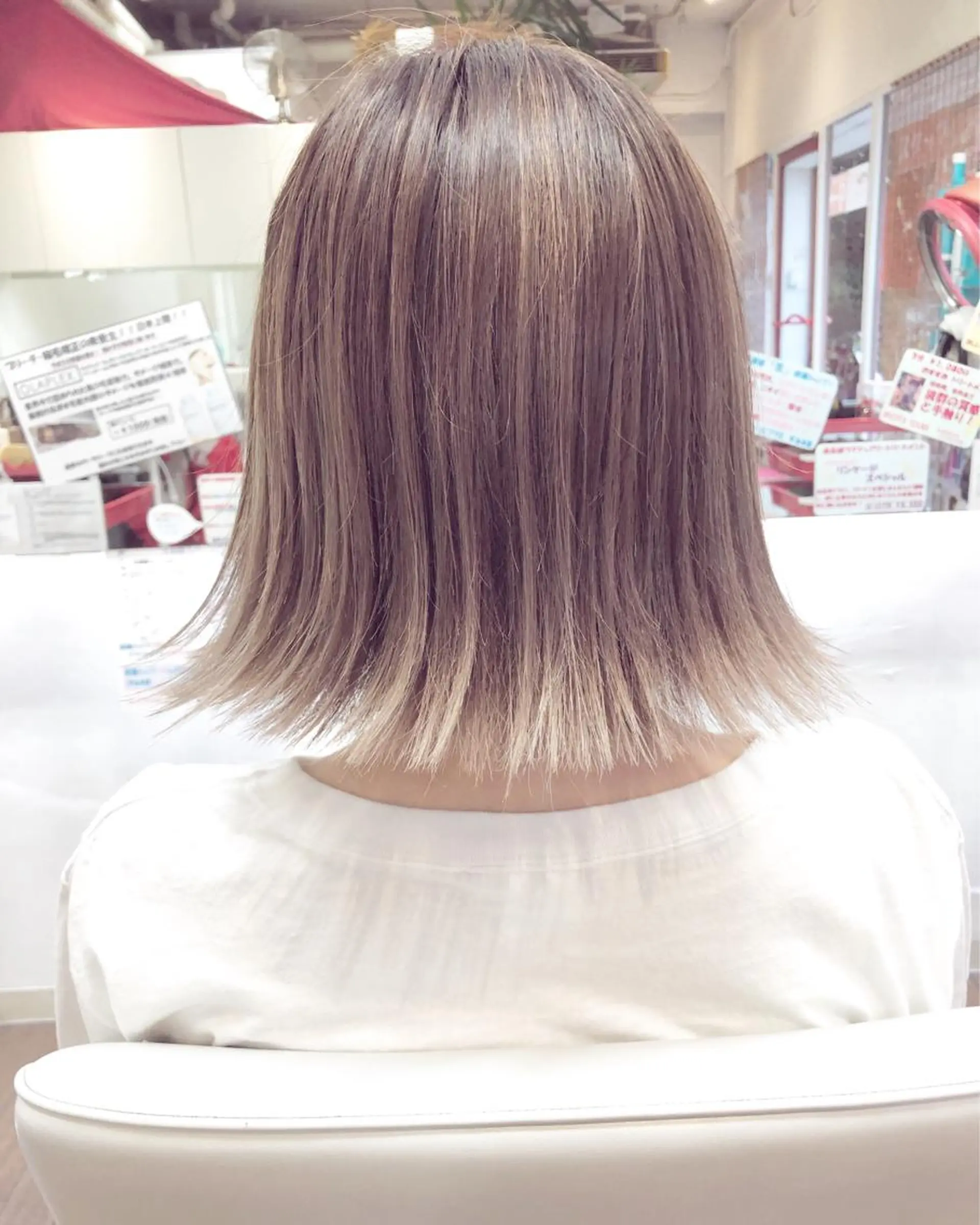 ショート カラー グラデーションカラー ハイライトカラー ハイライト カット トリートメント 萩原 博のヘアスタイル