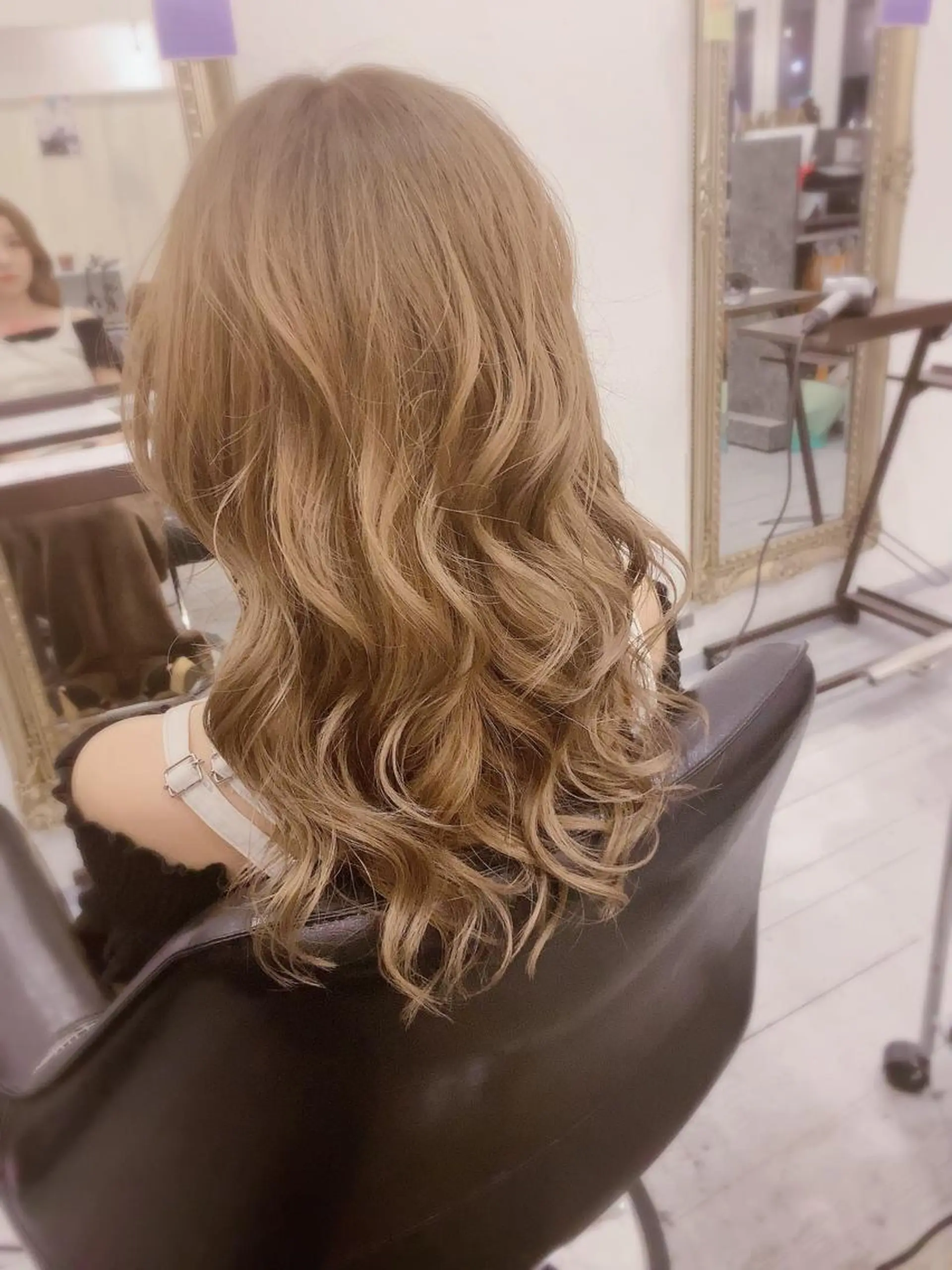 ロング カラー カット ヘアカラー トリートメント 🍀Moda by Grande🍀のヘアスタイル