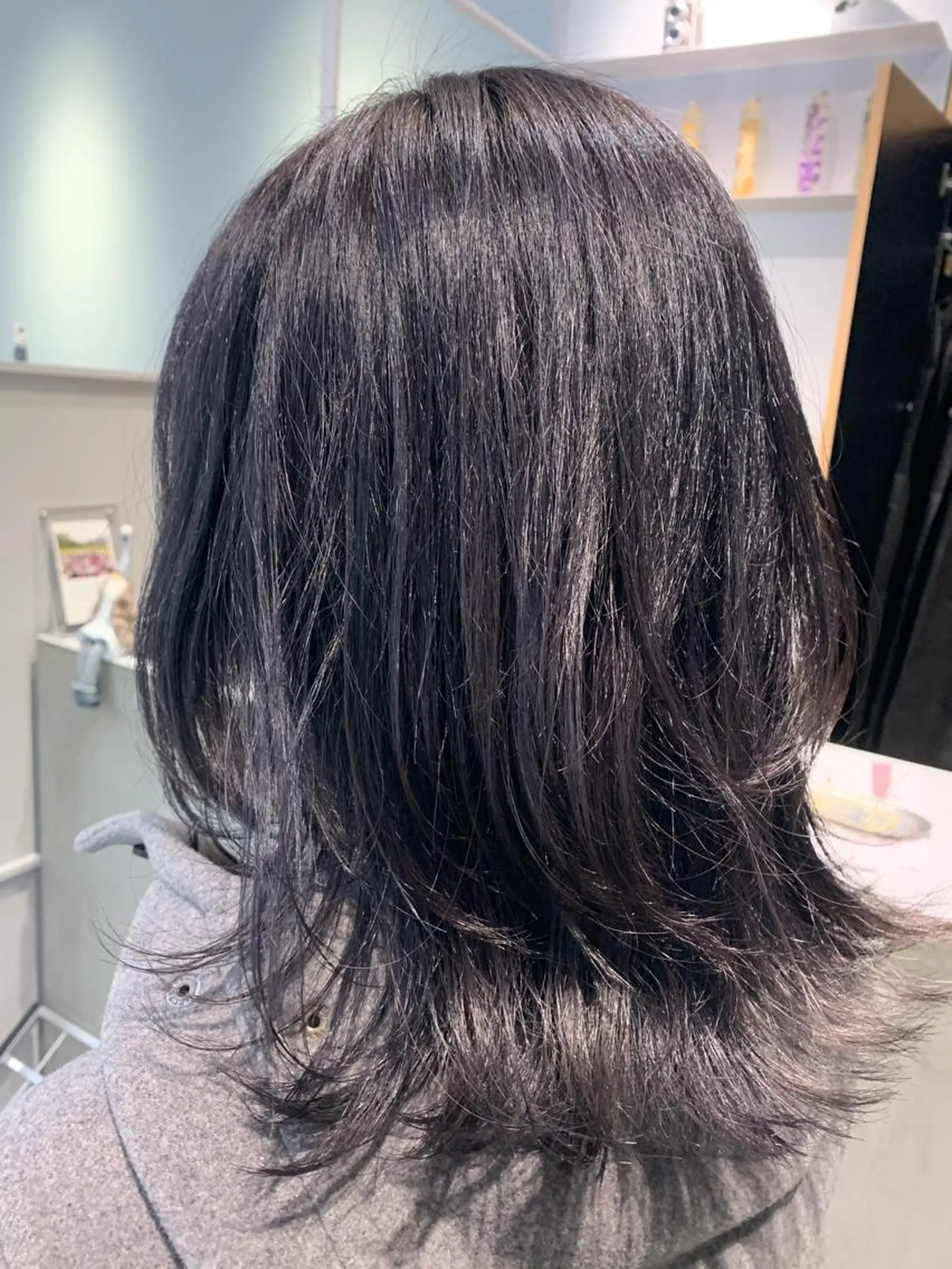 カラー グレージュ 鈴木 真司のヘアスタイル