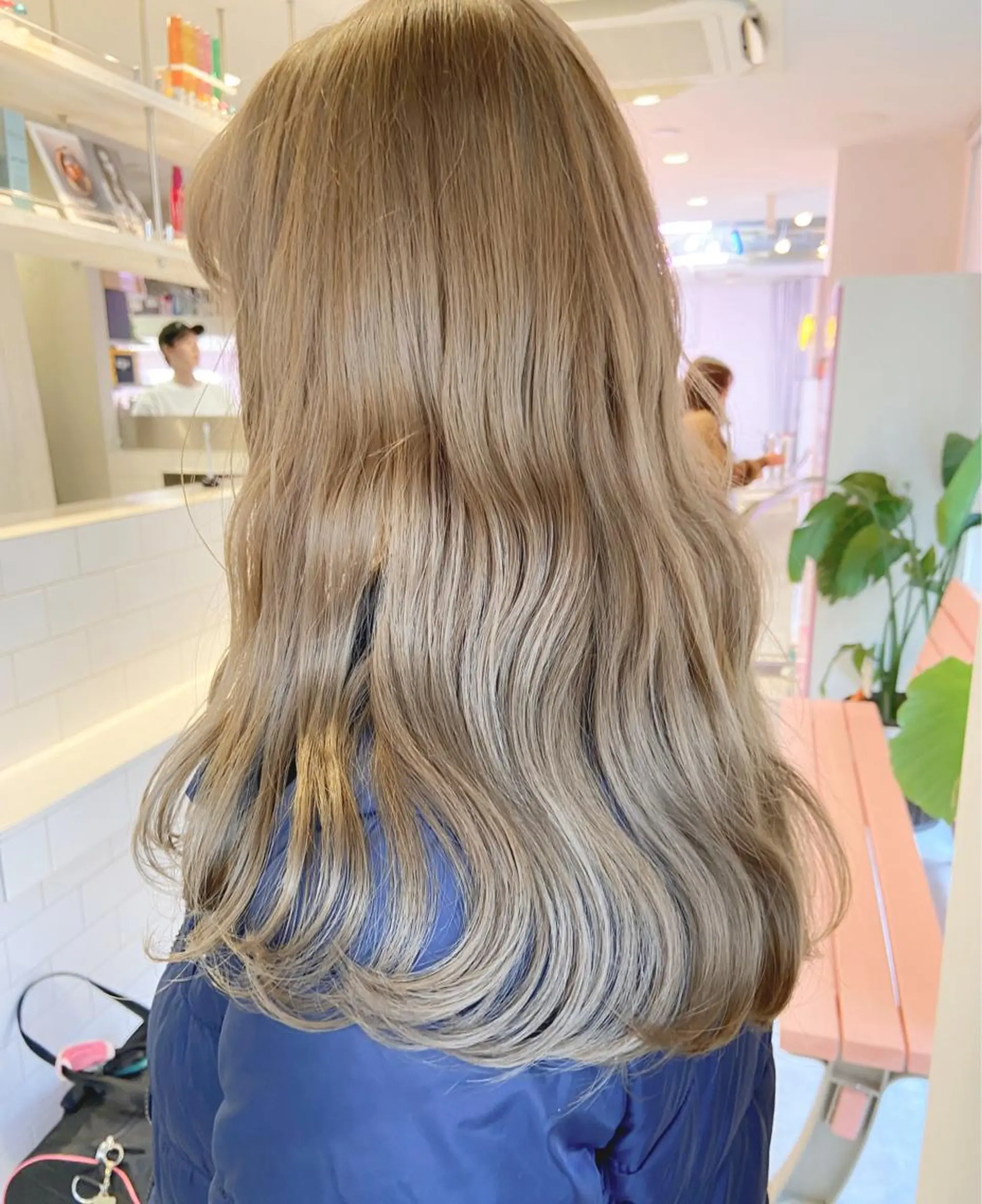 ロング カラー ヘアアレンジ ベージュカラー レイヤーカット指名 No.1💖マユカのヘアスタイル