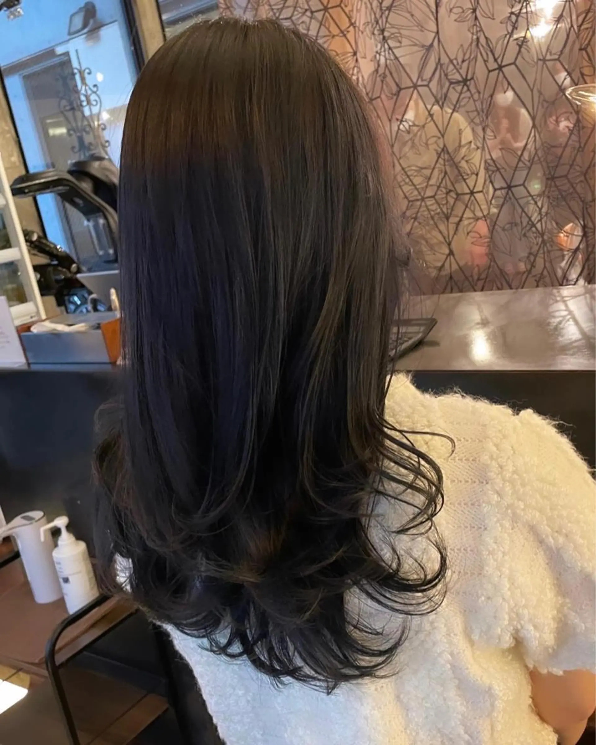ロング カット ヘアカラー 人気のレイヤーカット TAROのヘアスタイル