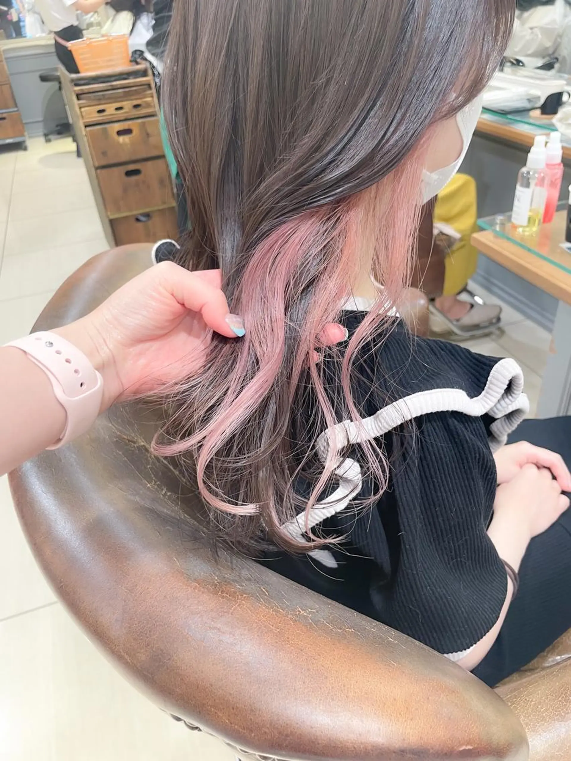 セミロング カラー インナーカラー ピンクカラー ヘアカラー ✨カラー支持No.1 🧸ワキ カナコ🧸のヘアスタイル