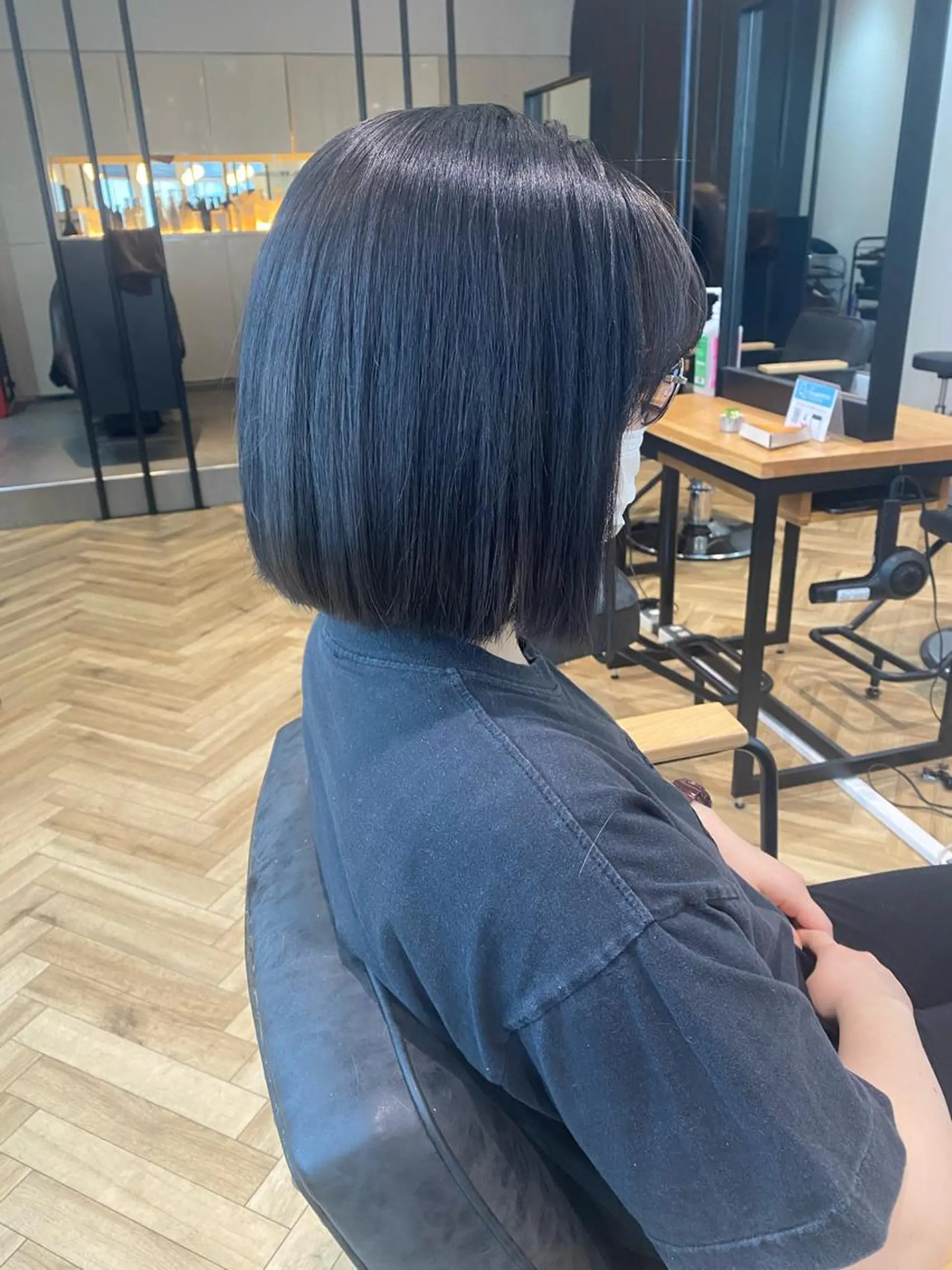 ショート カラー ボブ YUNA ユウナのヘアスタイル