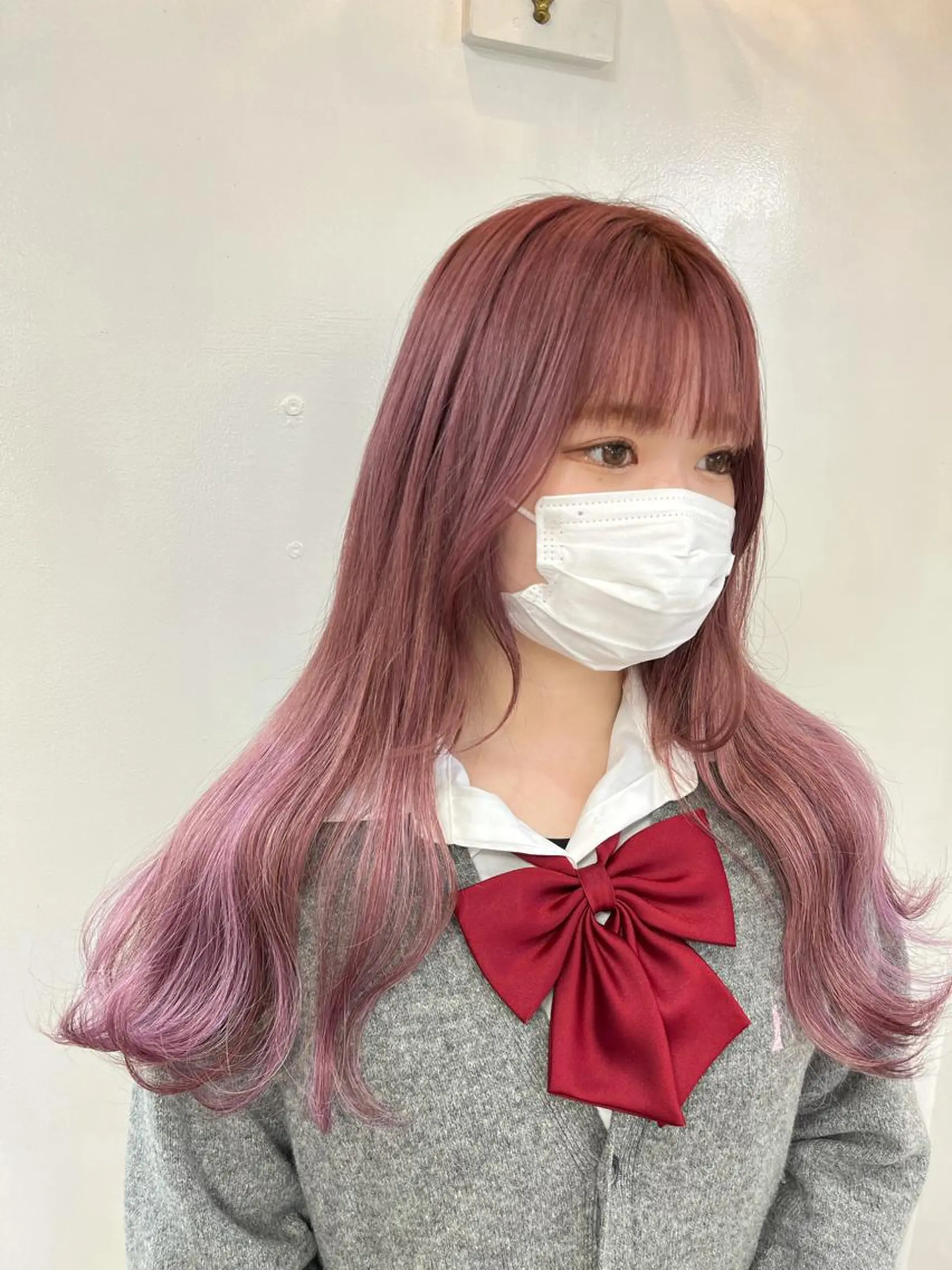 ロング カラー カット ヘアカラー エクステ エクステ ハイトーン 💭黒崎ハルカのヘアスタイル
