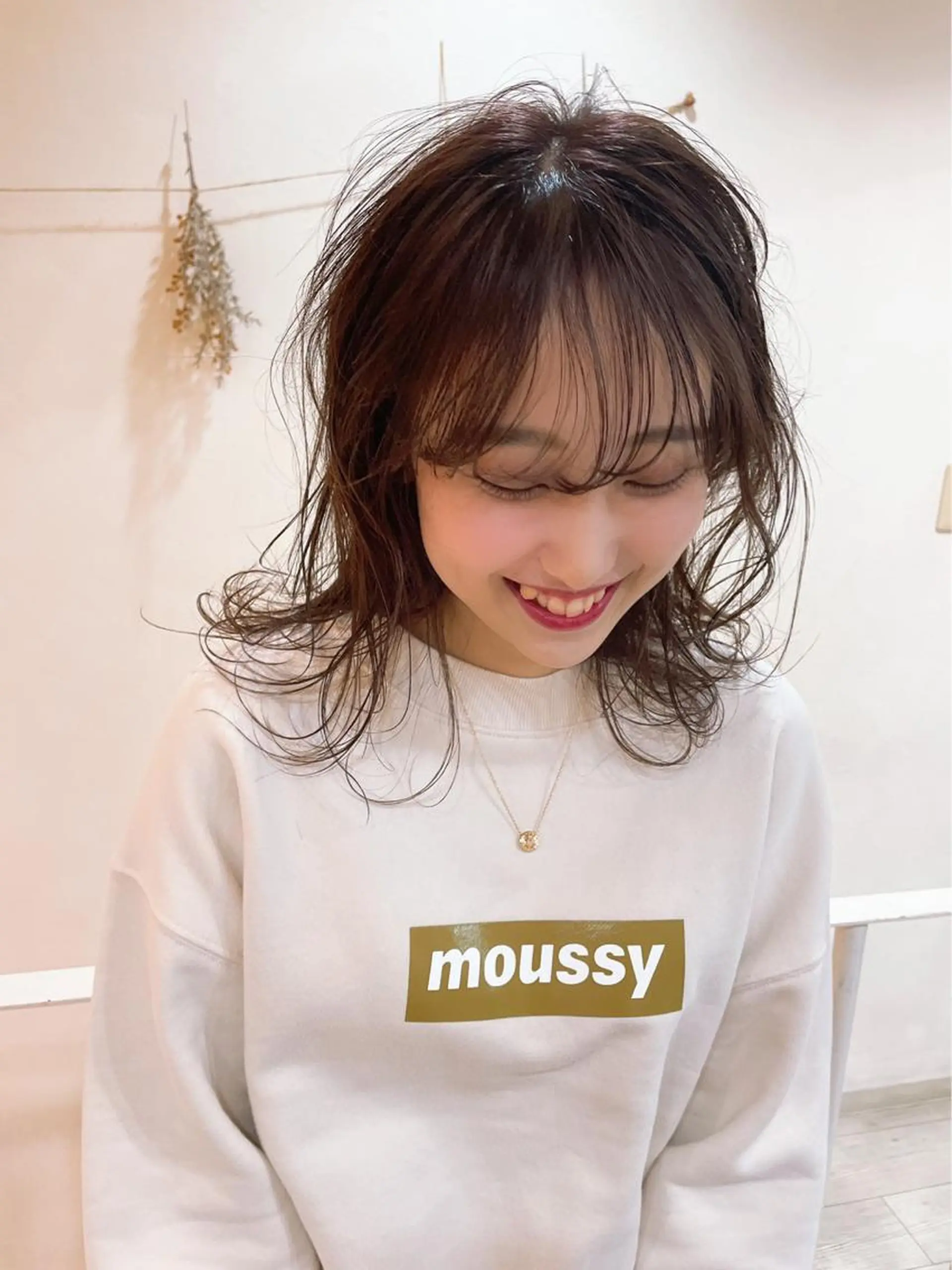ロング カラー ブラウンカラー ナチュラルブラウン ヘアカラー three.北浜所属・前竹 那生のヘアスタイル