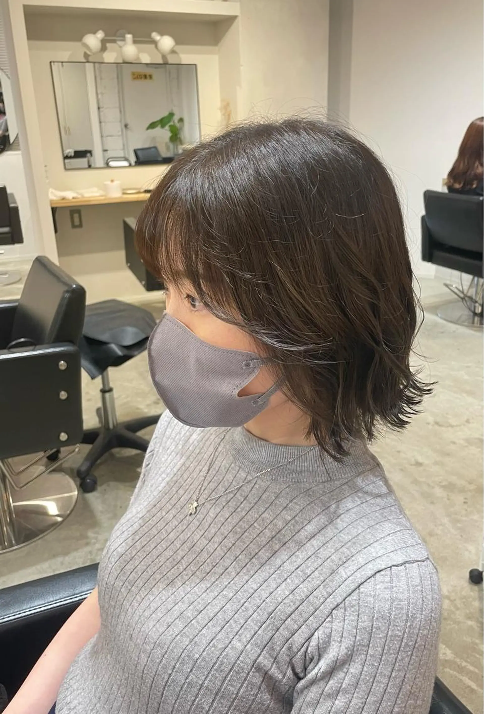 ミディアム カラー アッシュ 透明感カラー 伊藤 まみのヘアスタイル