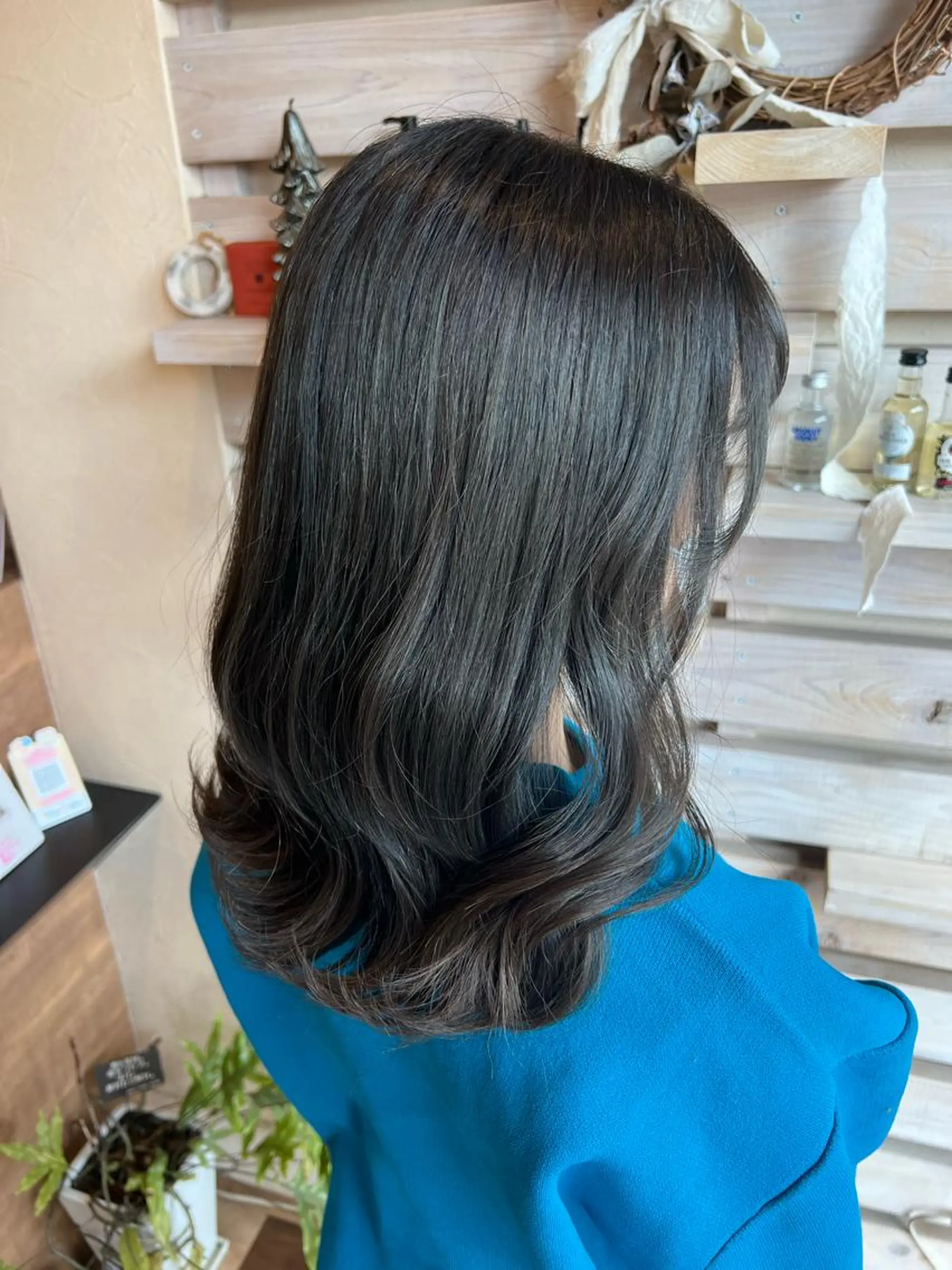 セミロング 🌷透明感カラー🌷 内田零菜のヘアスタイル