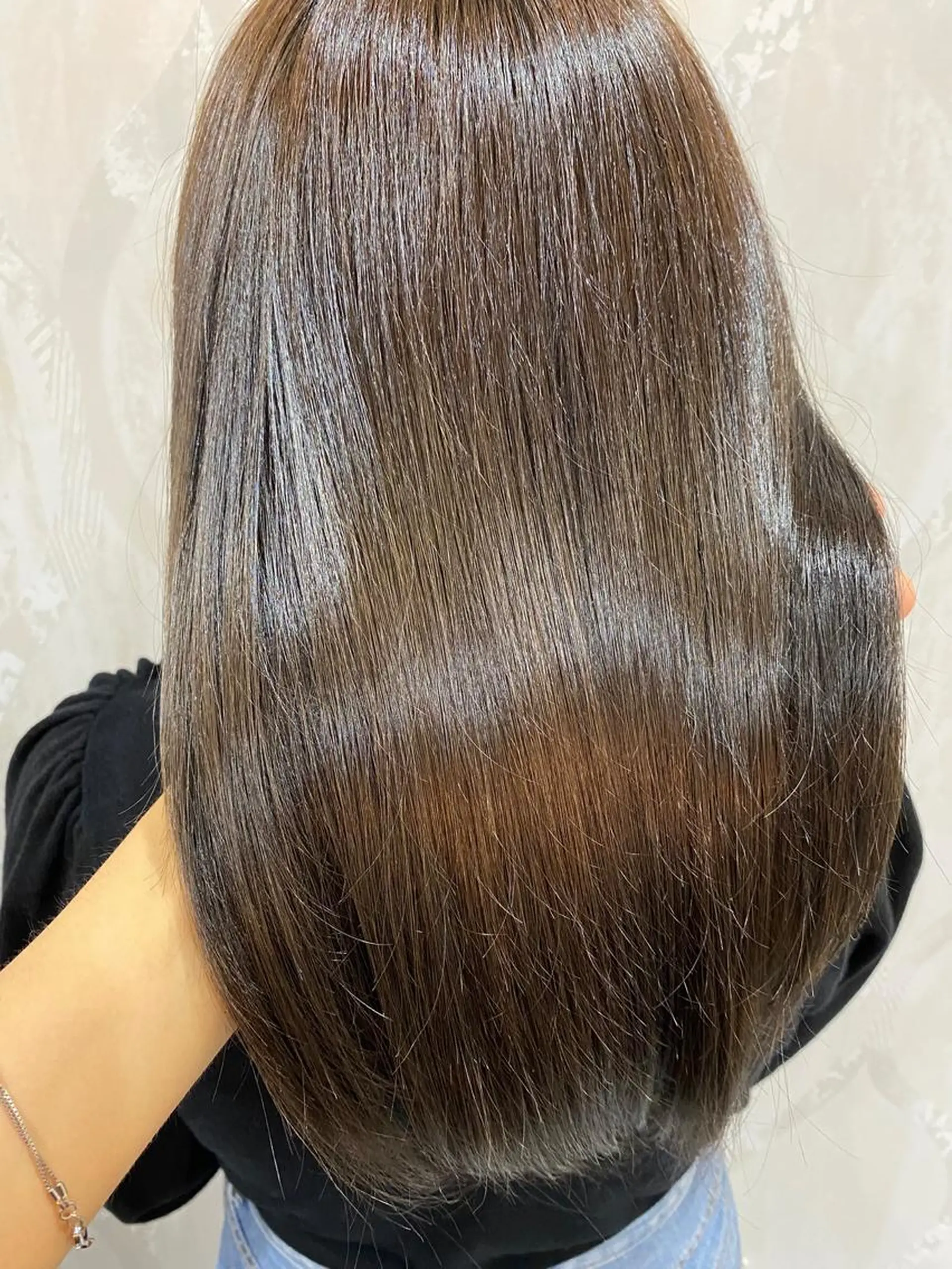 ロング カラー グレージュ 原田 健斗のヘアスタイル