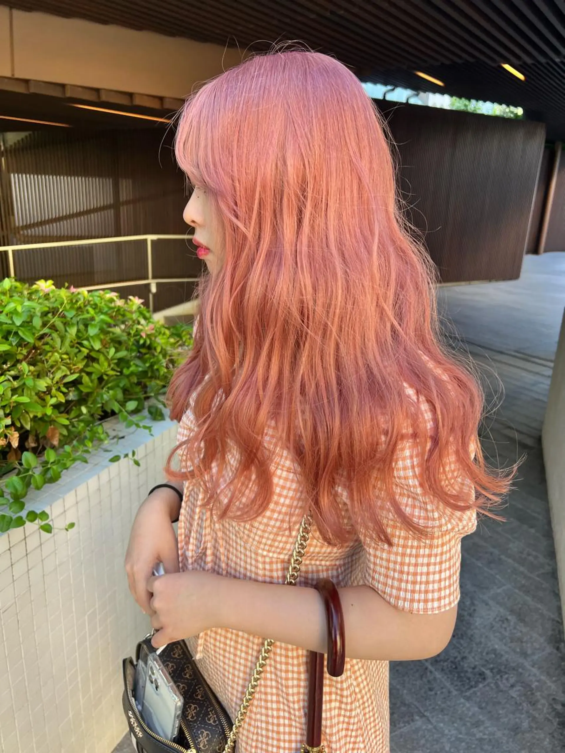 セミロング カラー ブリーチ ピンクカラー je suis heureuse所属・ハイライトカラー 🌀ゆい❣️のヘアスタイル